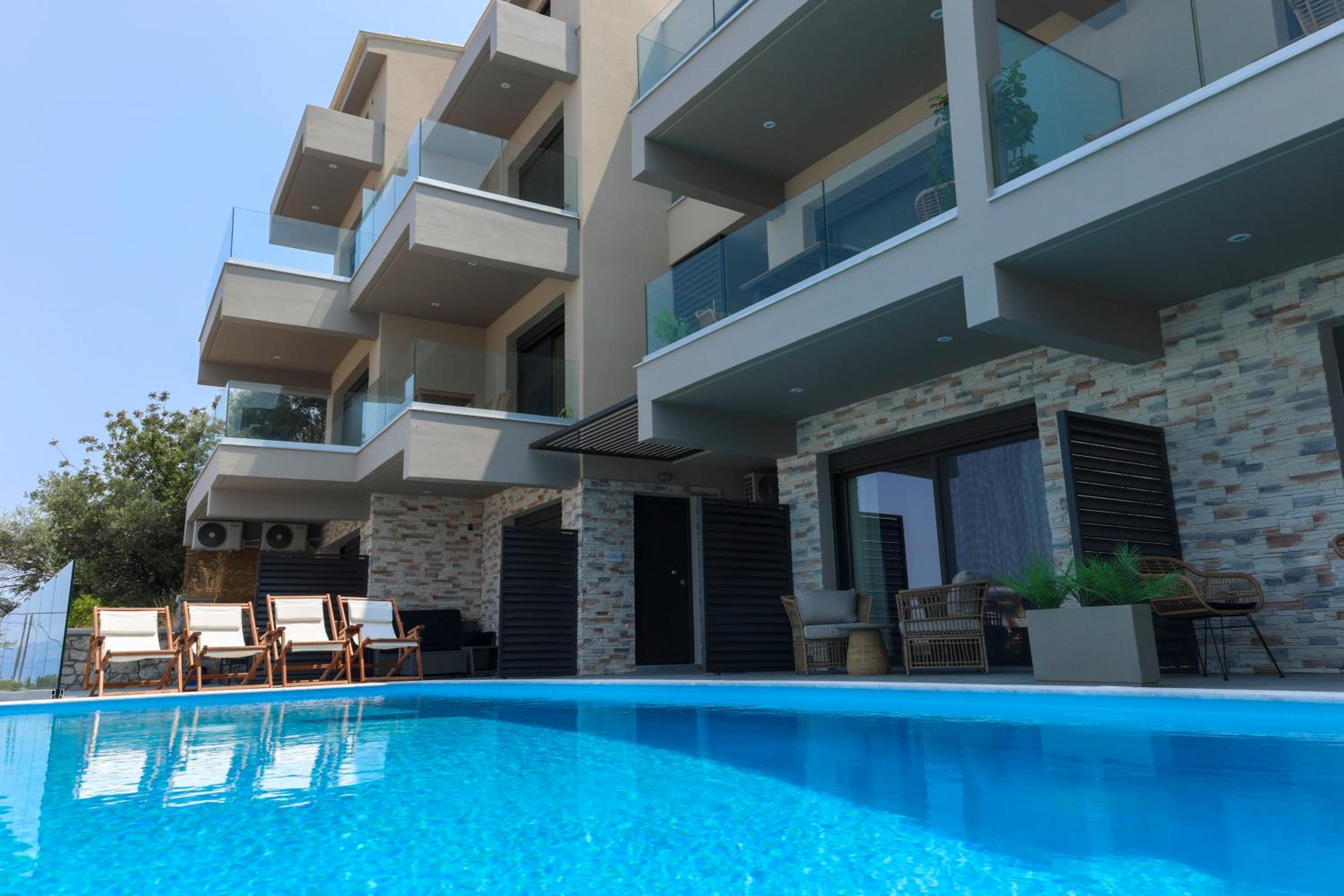The Green Bee Apartment