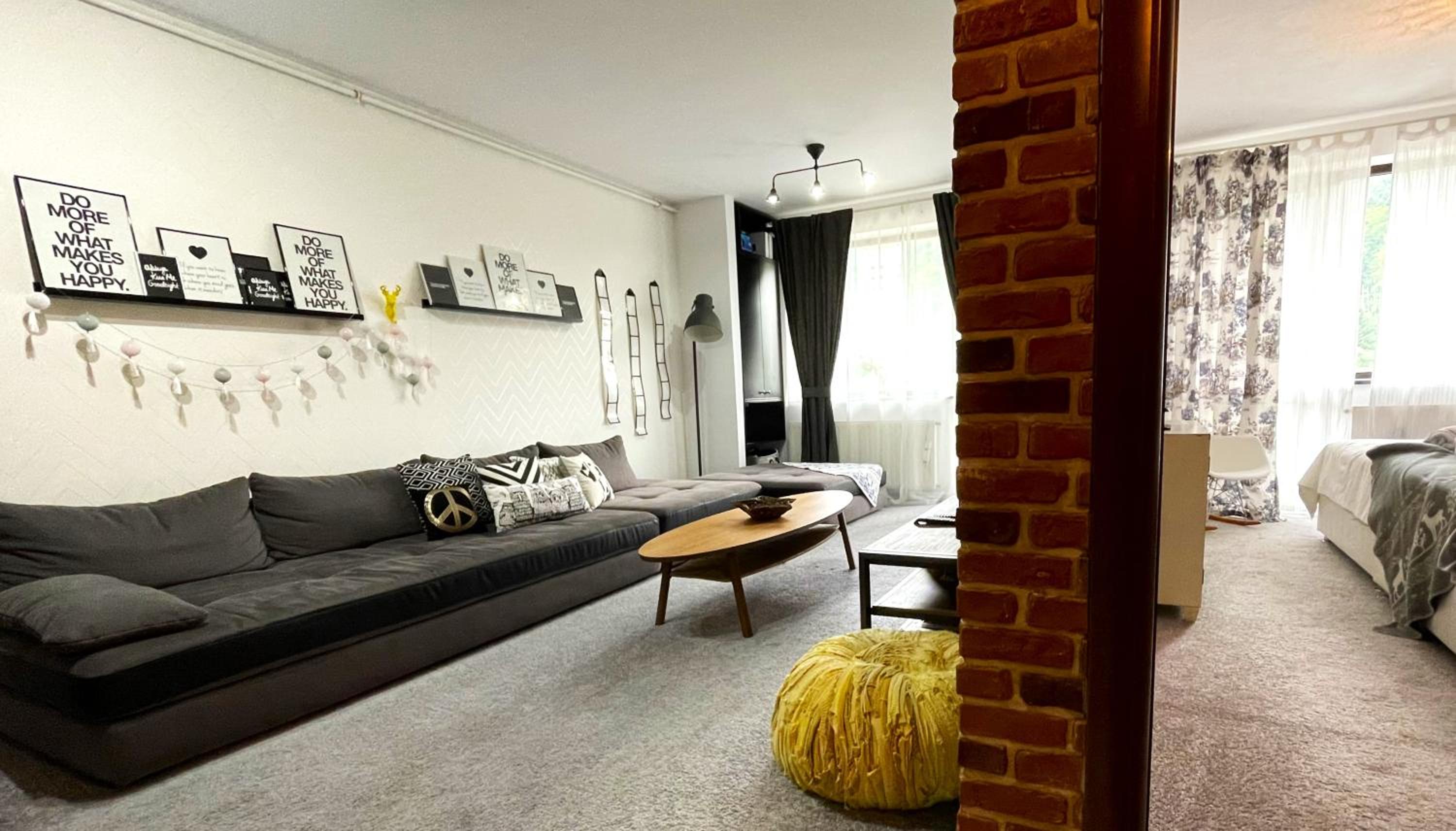 Colina Boutique Apartment with Free Parking 2BR view 2