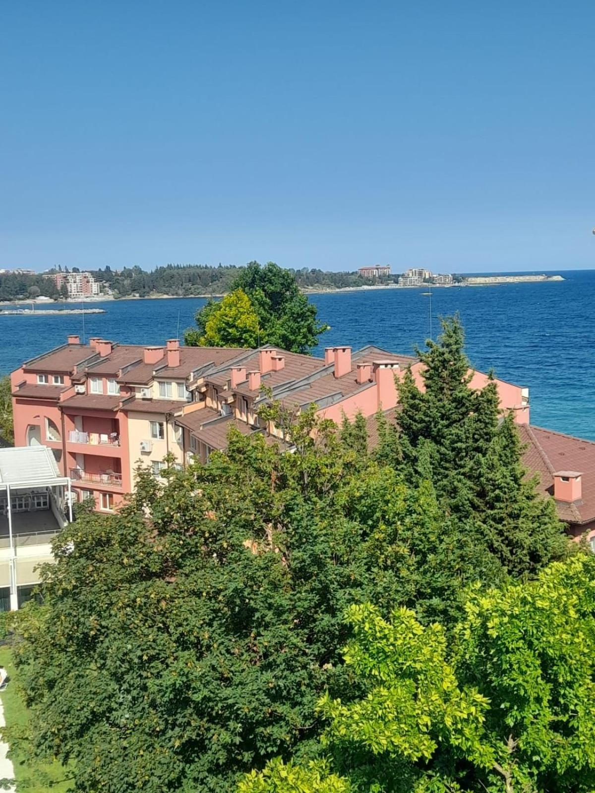 3 Room Penthouse Apartment with fantastic Seaview and big Terraces OASIS Ravda