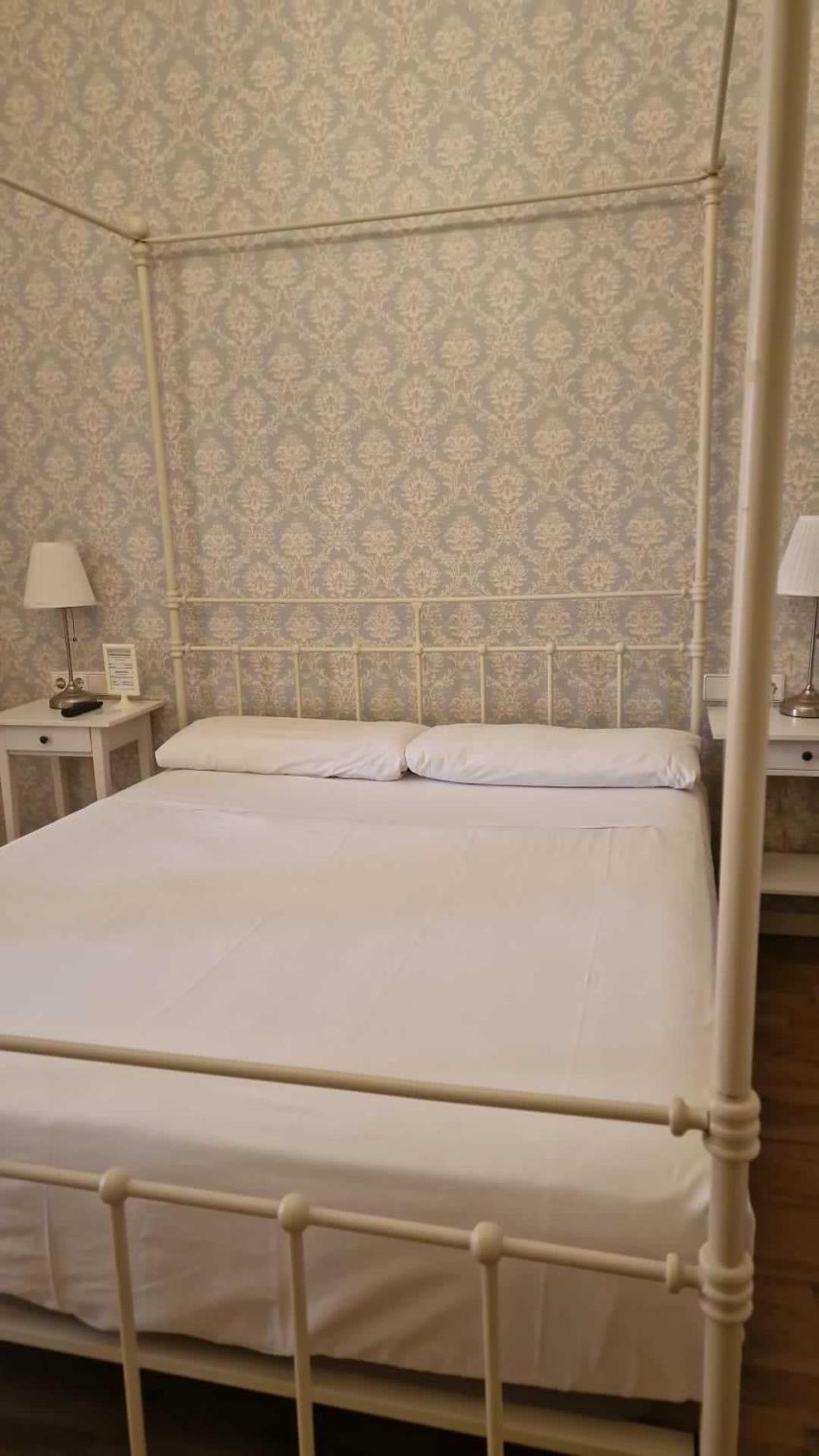 Lumine Luxury Suites by gaiarooms