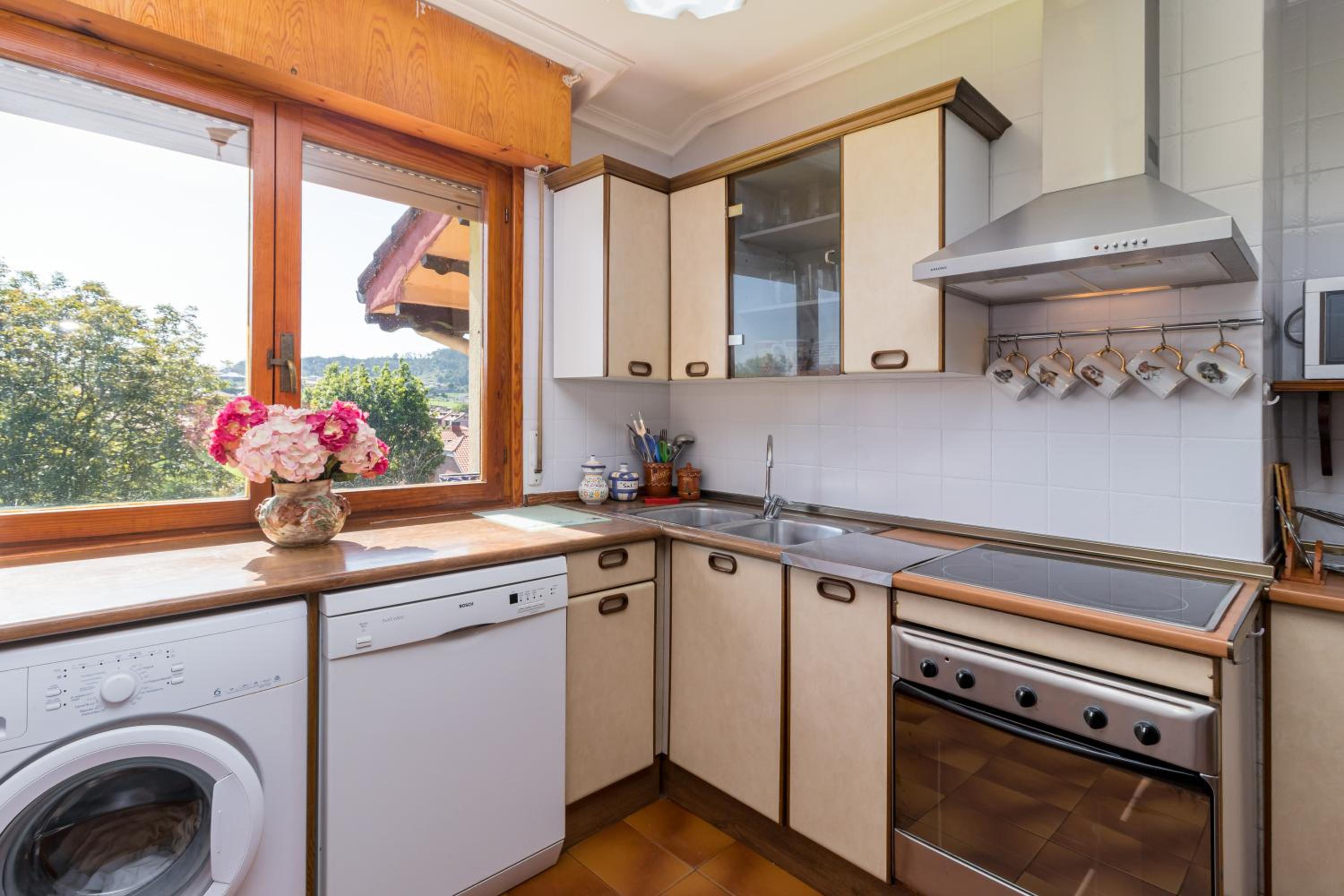 Casa con jardín privado Oreña