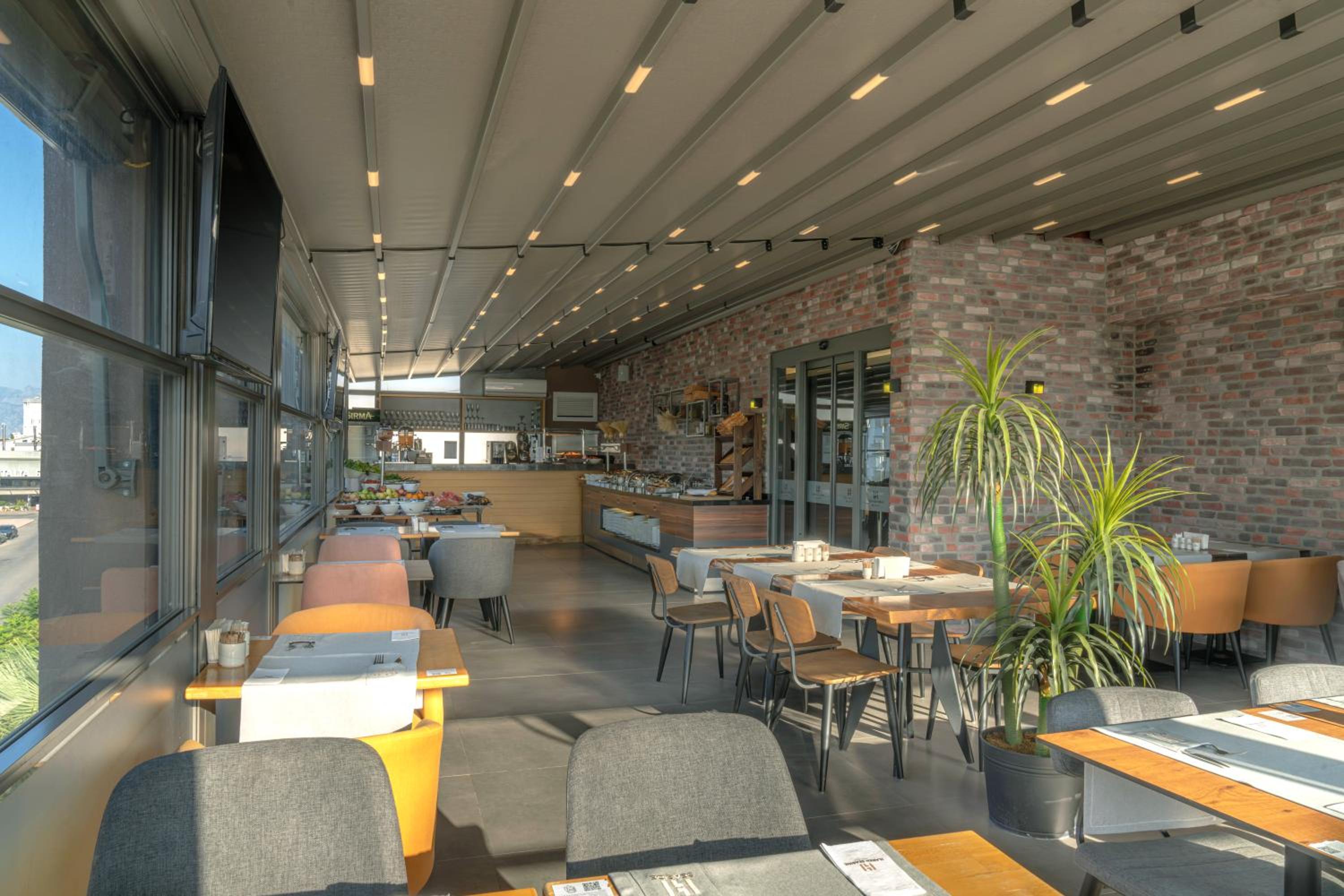 Laren Sea Side Hotel Spa - Image 66