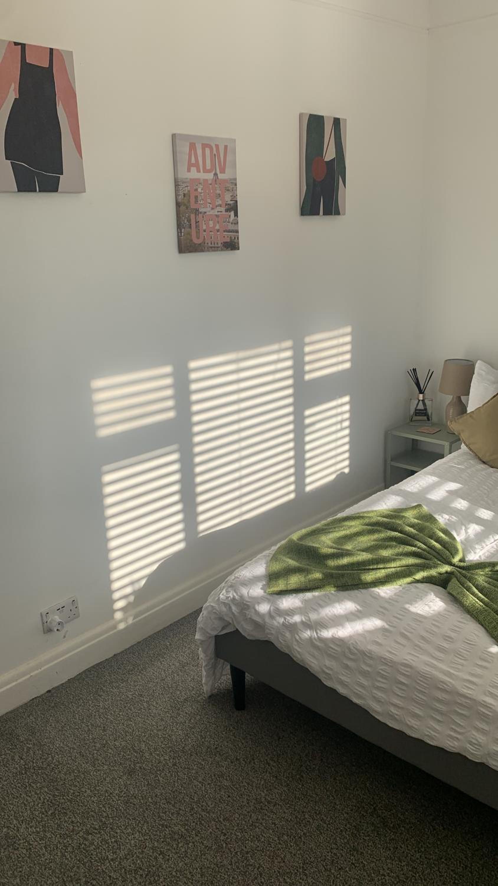Wandworth, South London Deluxe King Room 2
