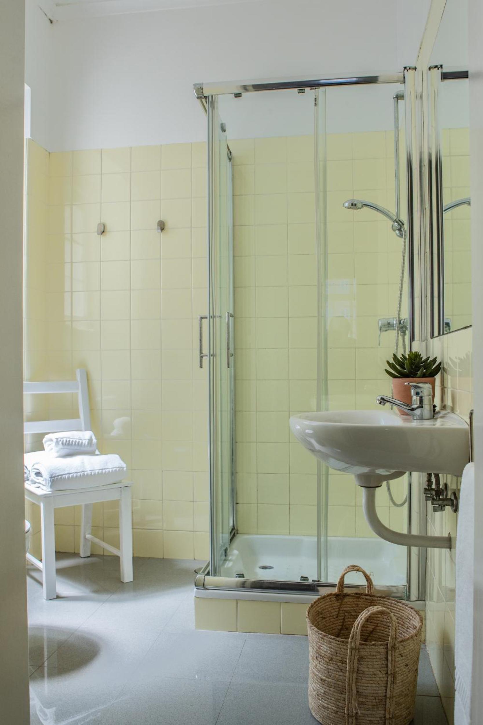 Succeed Campo Pequeno Guest House