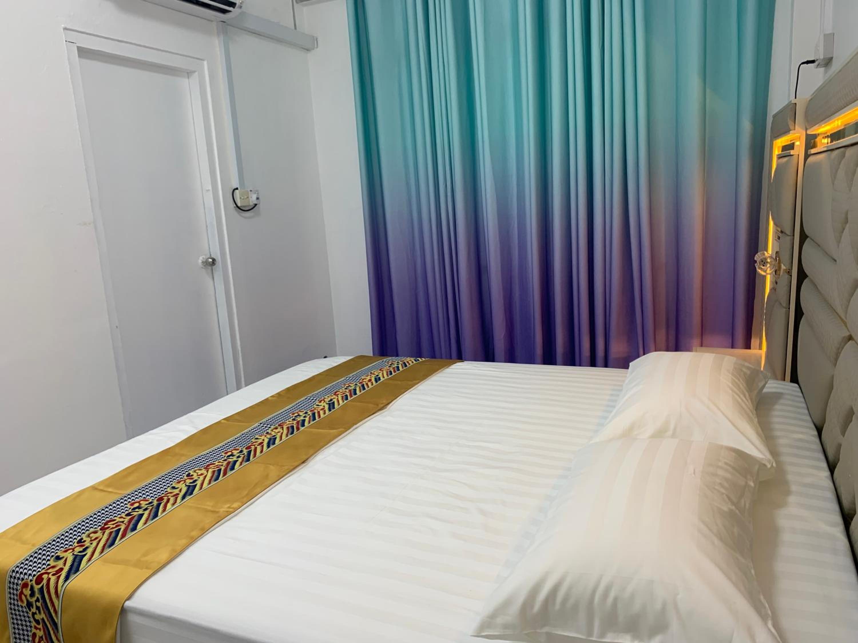 Ontrack Travel - room view 3