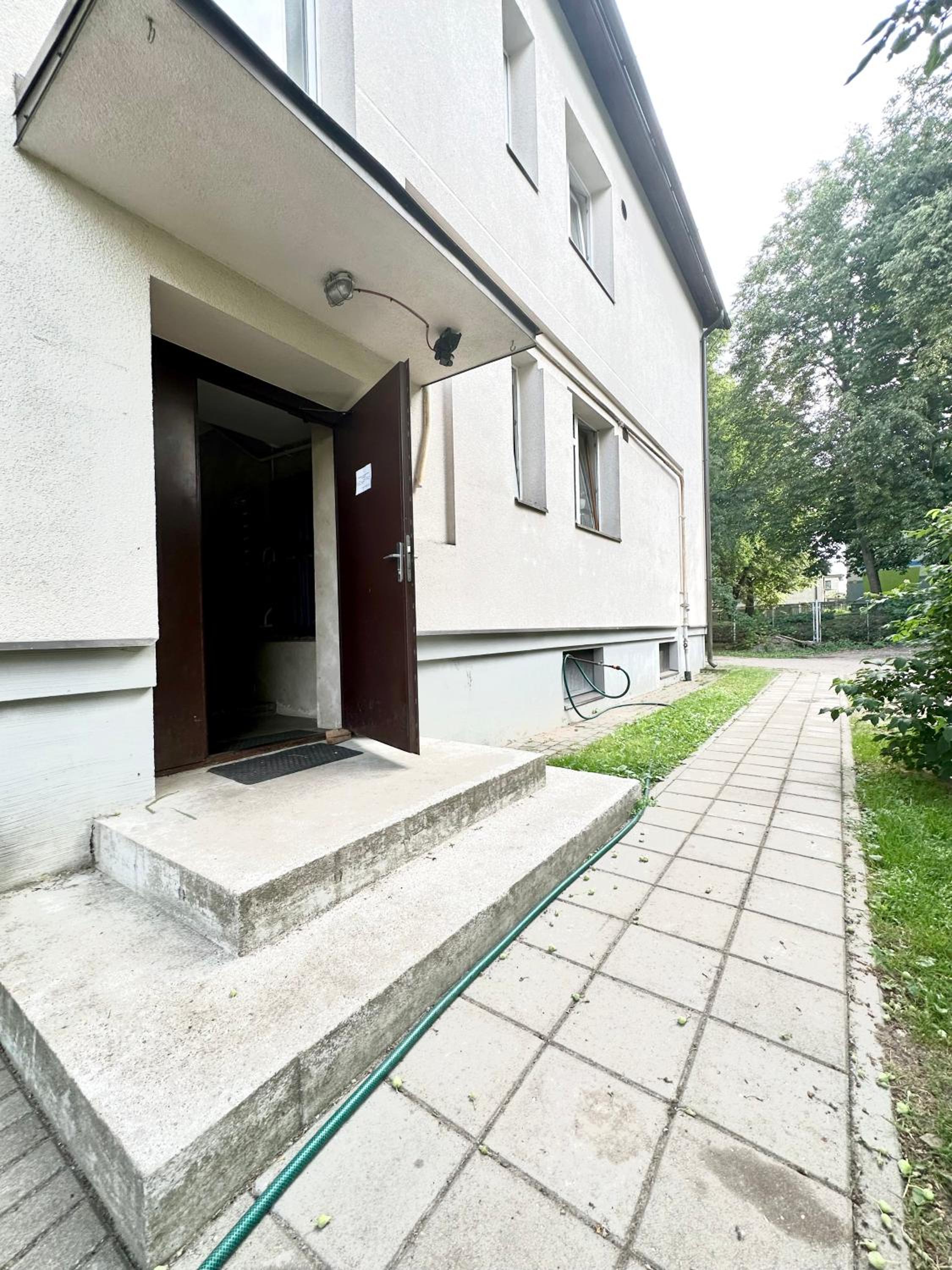 Riga Mezaparks apartment + private parking view 2