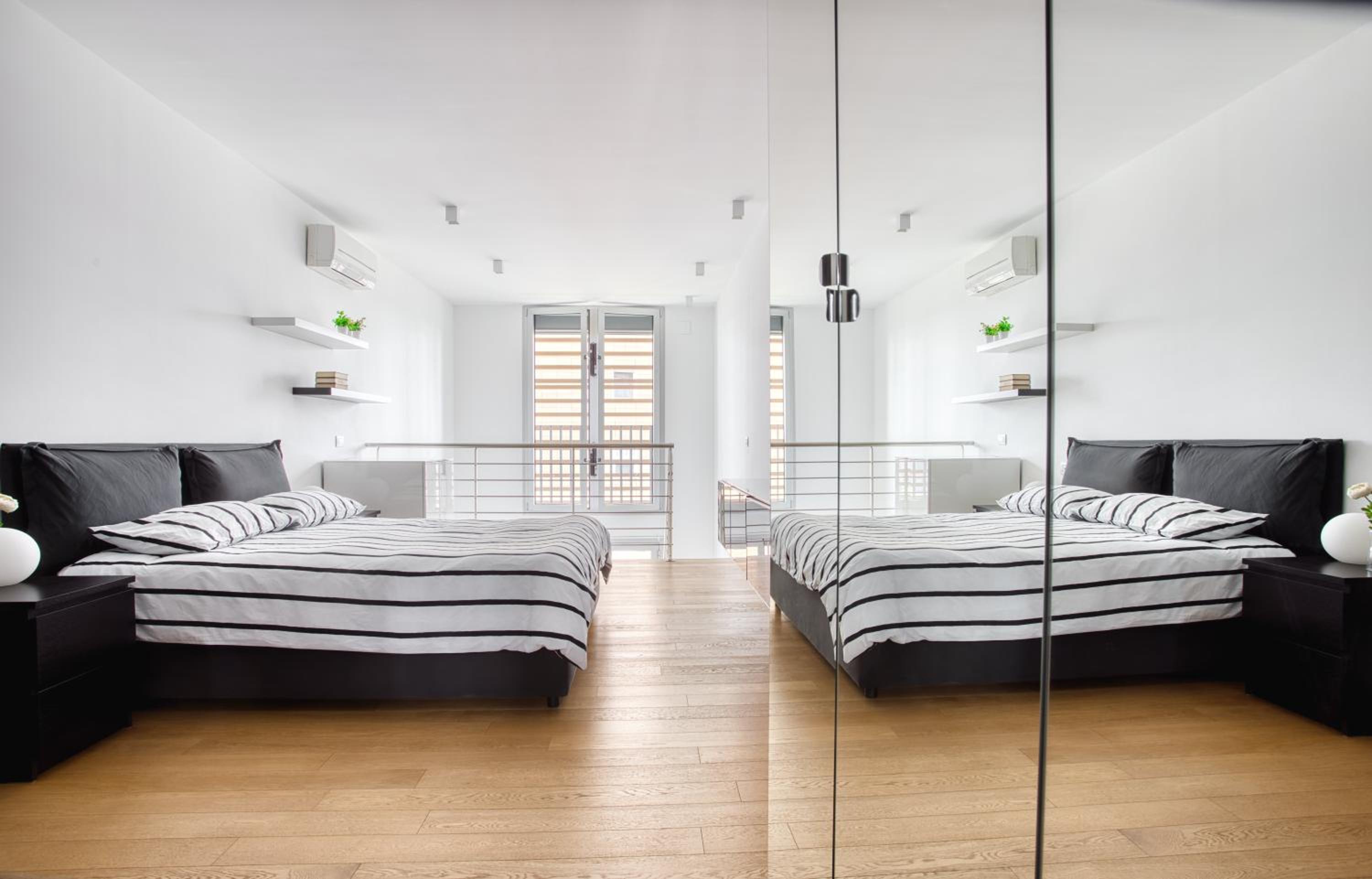 Just Urban Stays - Stylish Duplex with Terrace - 10 min Porta Romana