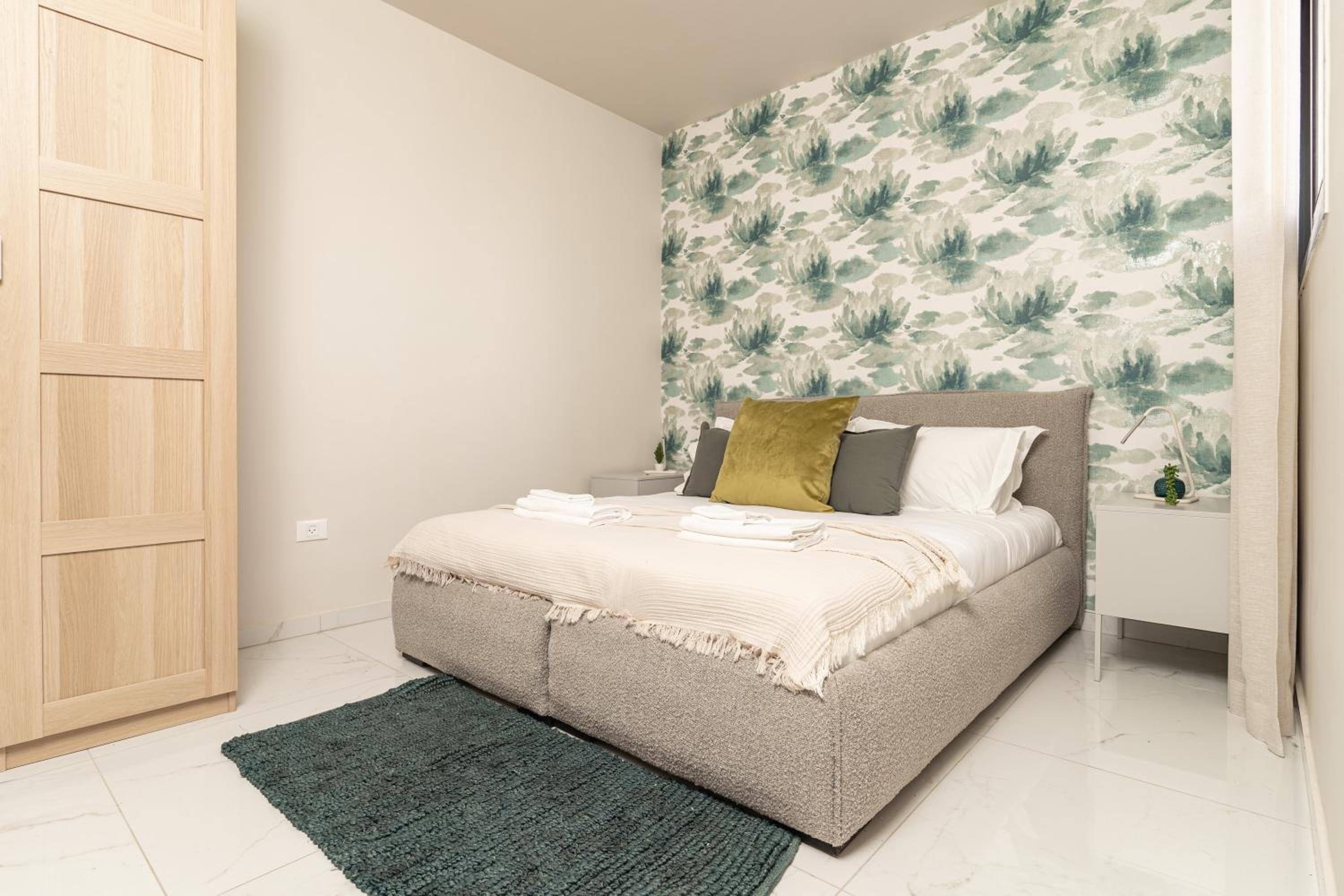 luxury studio flat view 5
