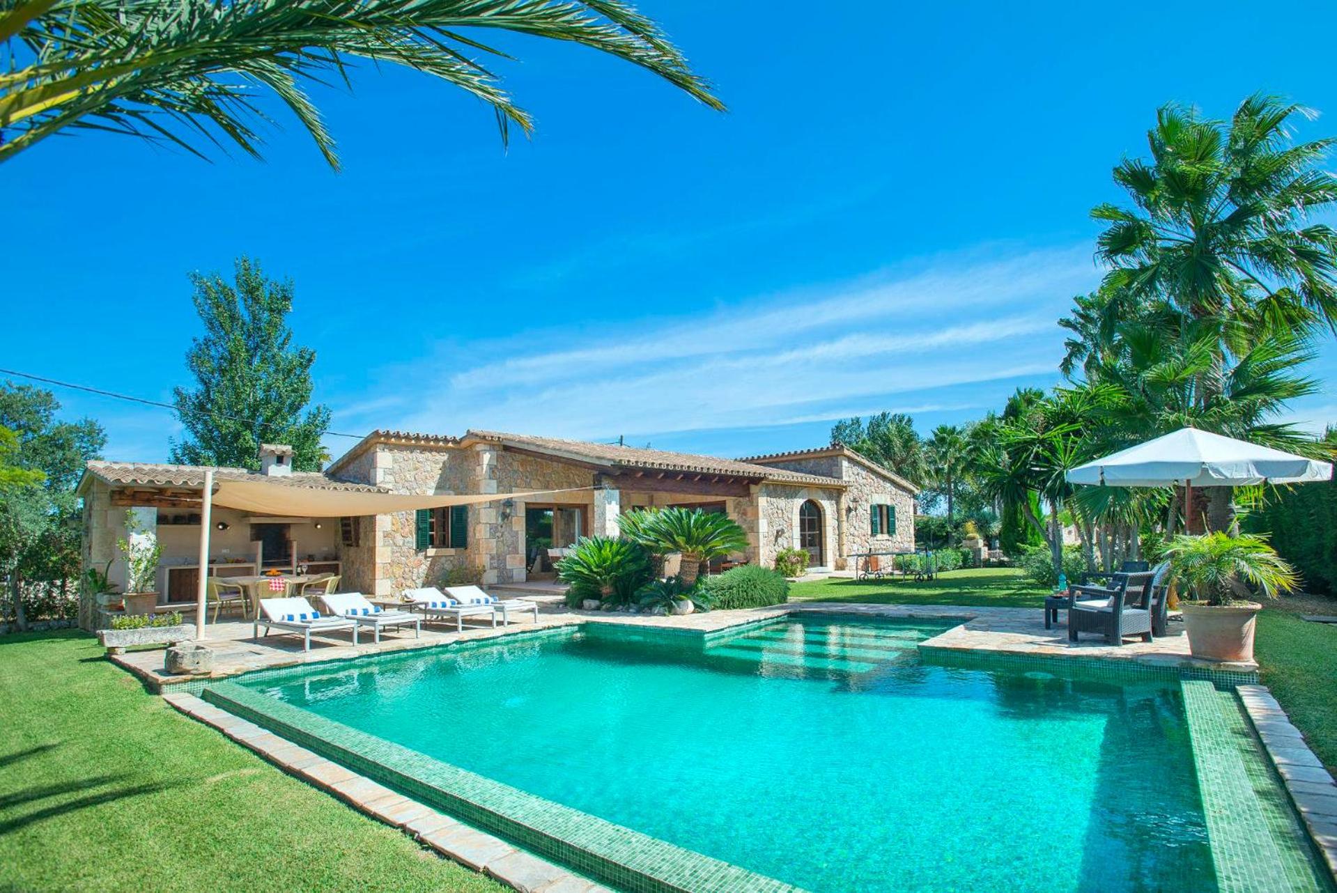Villa Pepi by Vintage Travel