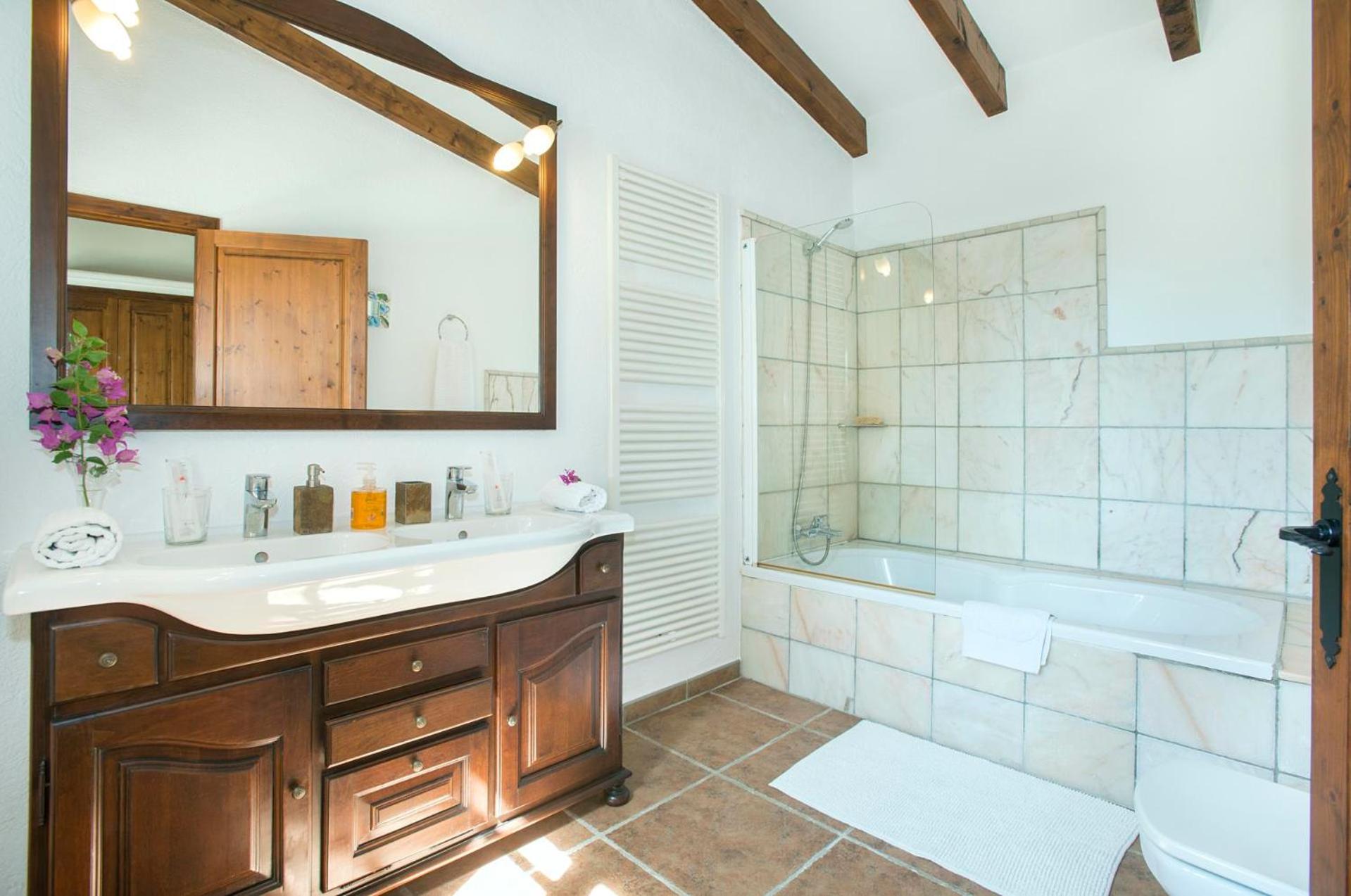 Villa Pepi by Vintage Travel