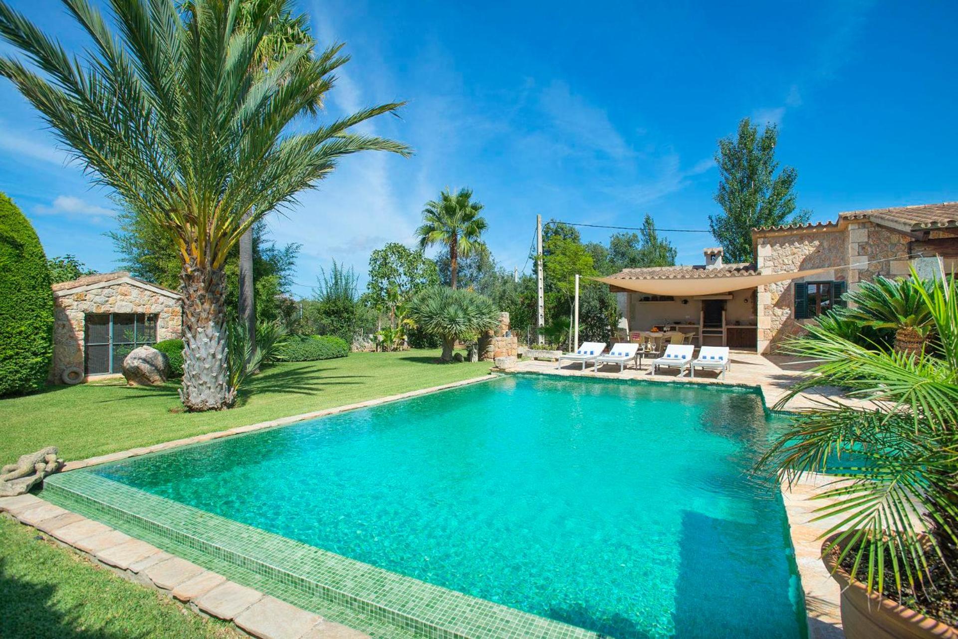Villa Pepi by Vintage Travel
