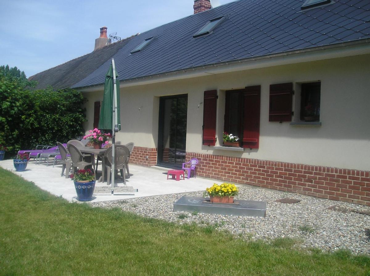 Farm cottage de la Somme view 2
