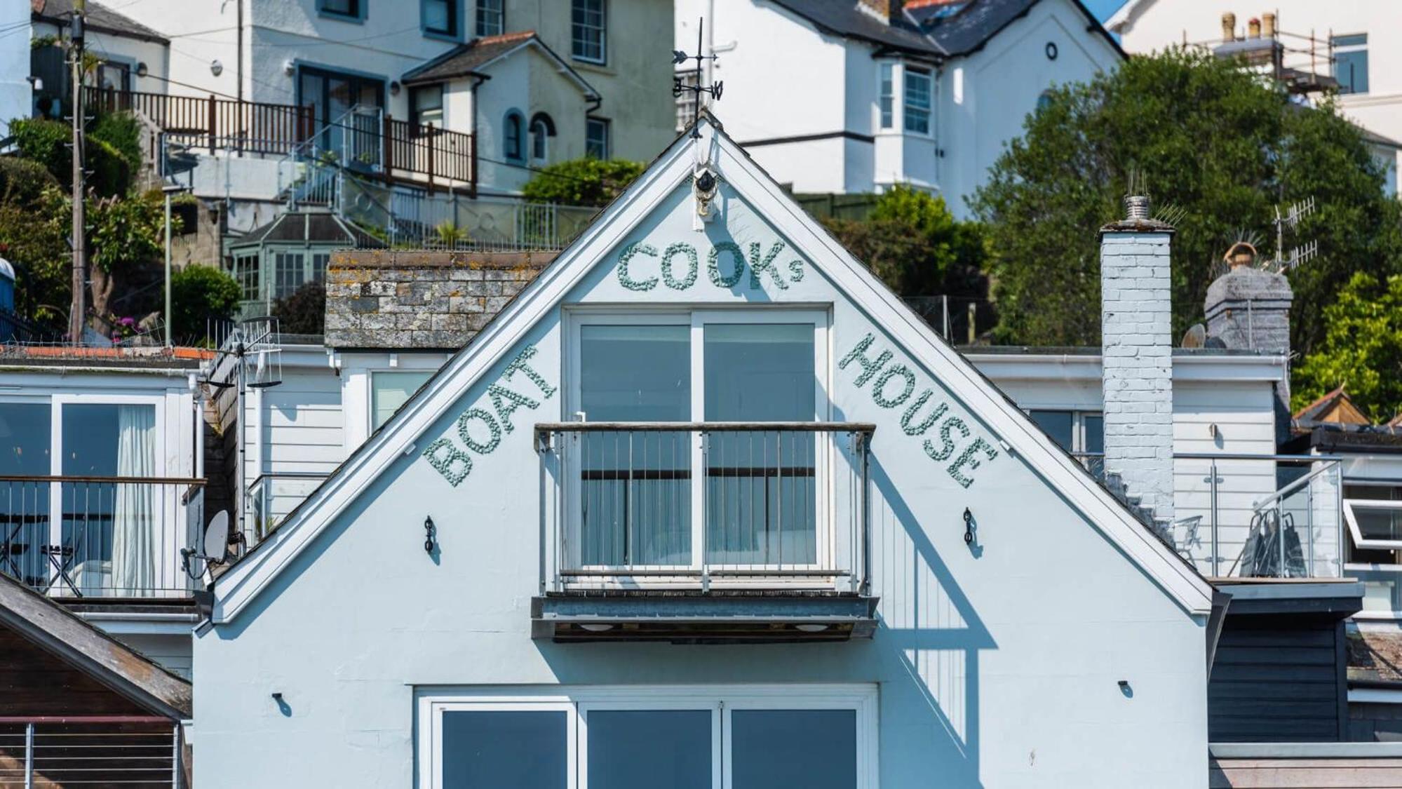 Cook's Boathouse