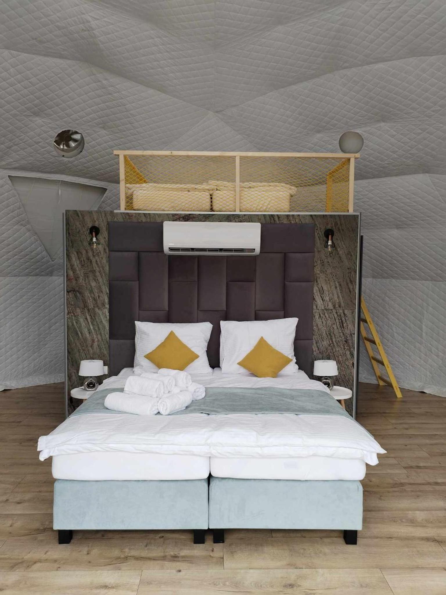 Glamping Resort