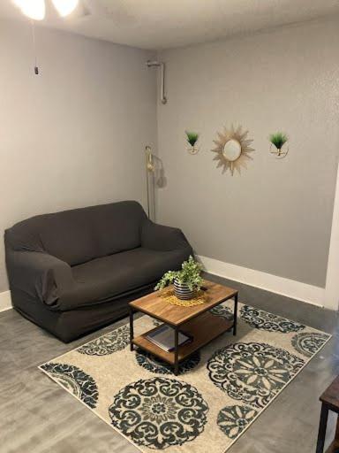 Navarre Apartments