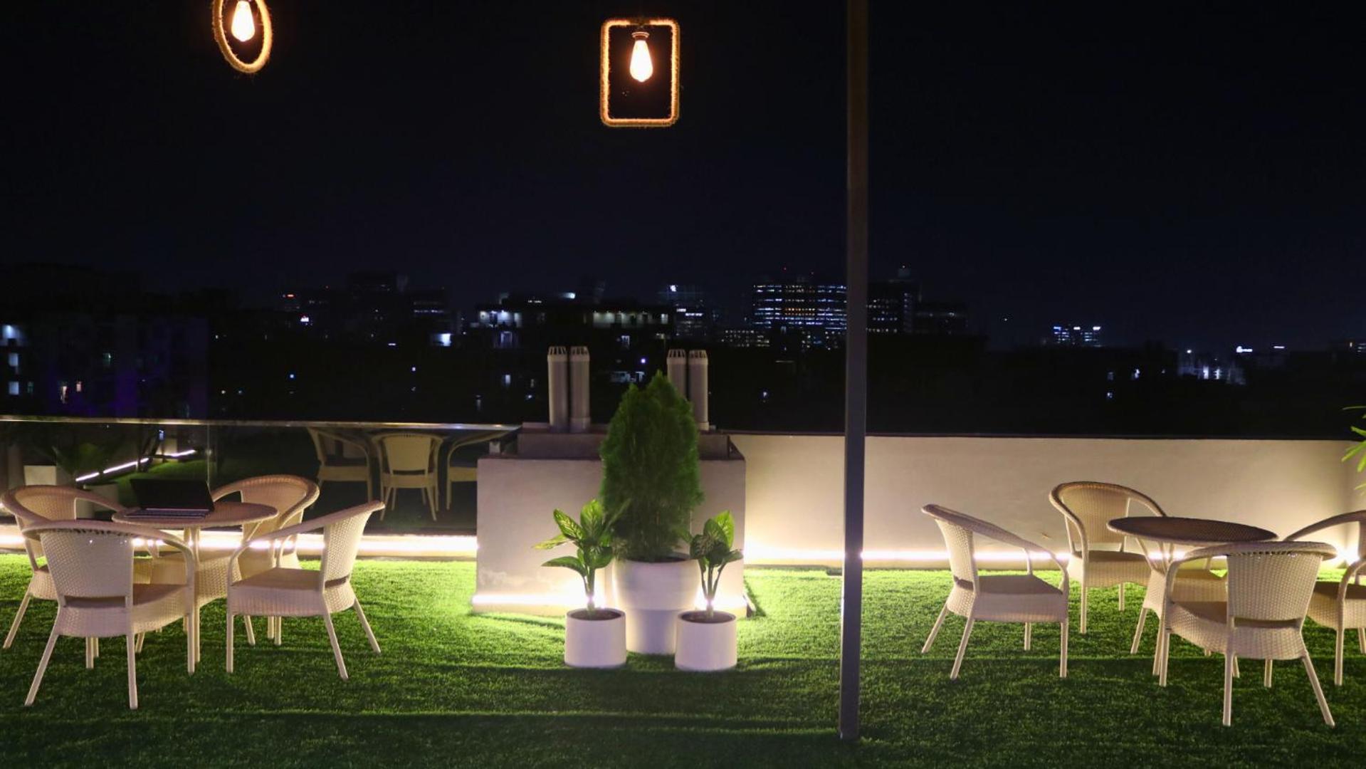 Gurgaon Vacations - AVA Hotels and Corporate Suites - Property Image 11