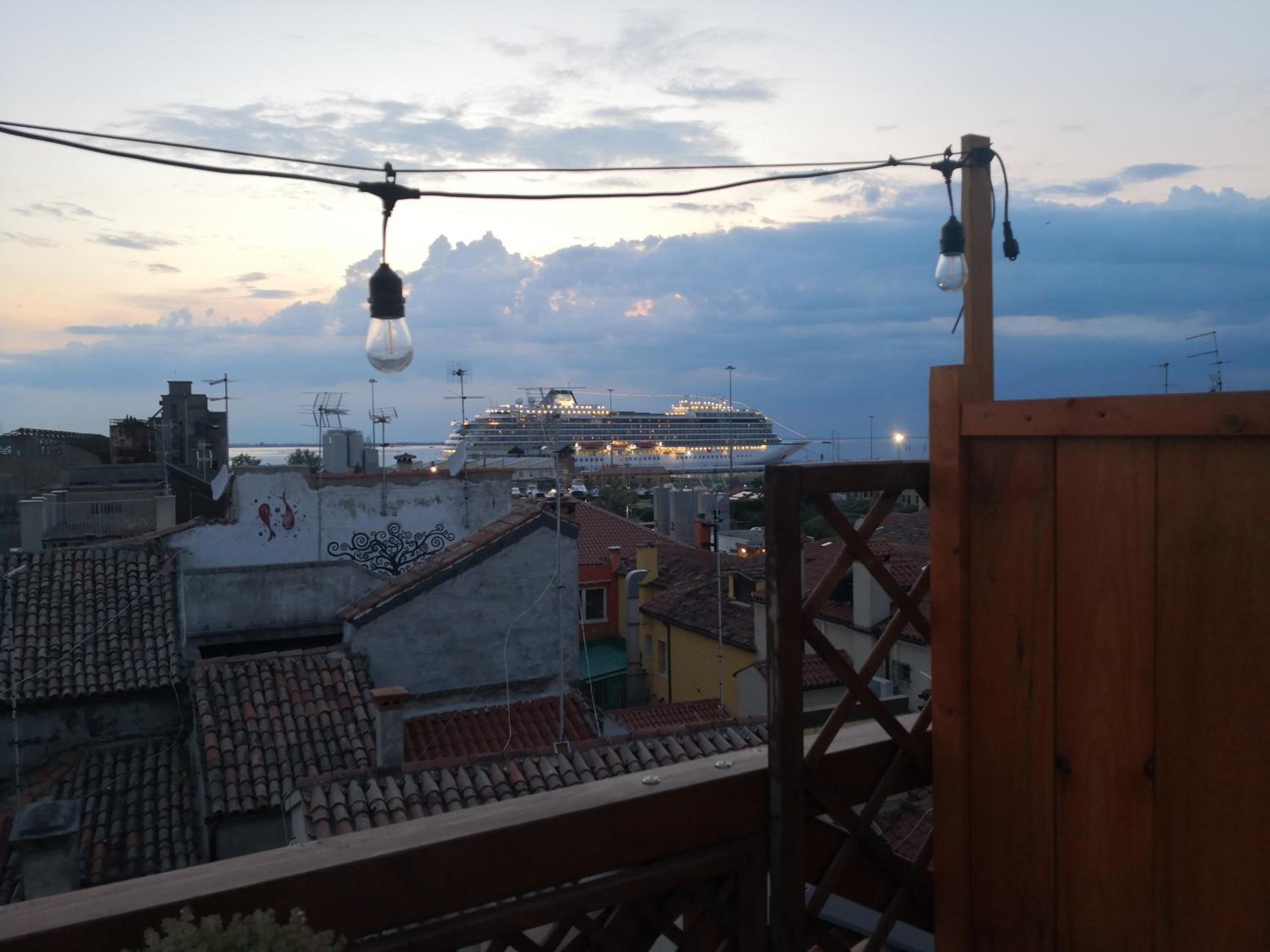 Photo 47
