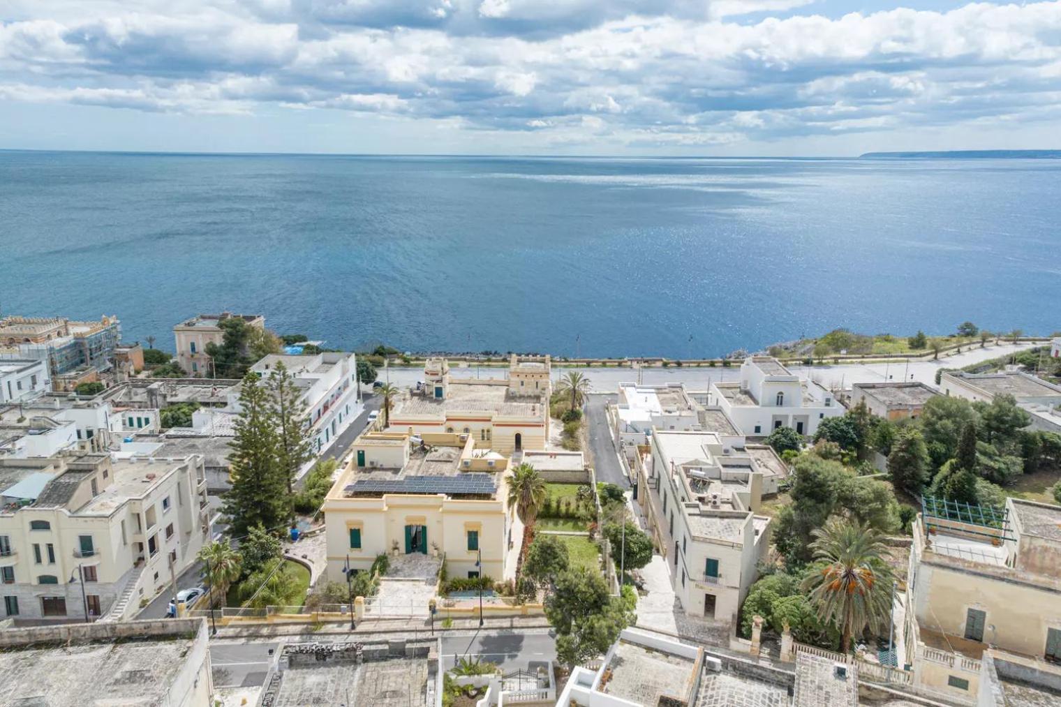 Photo 143