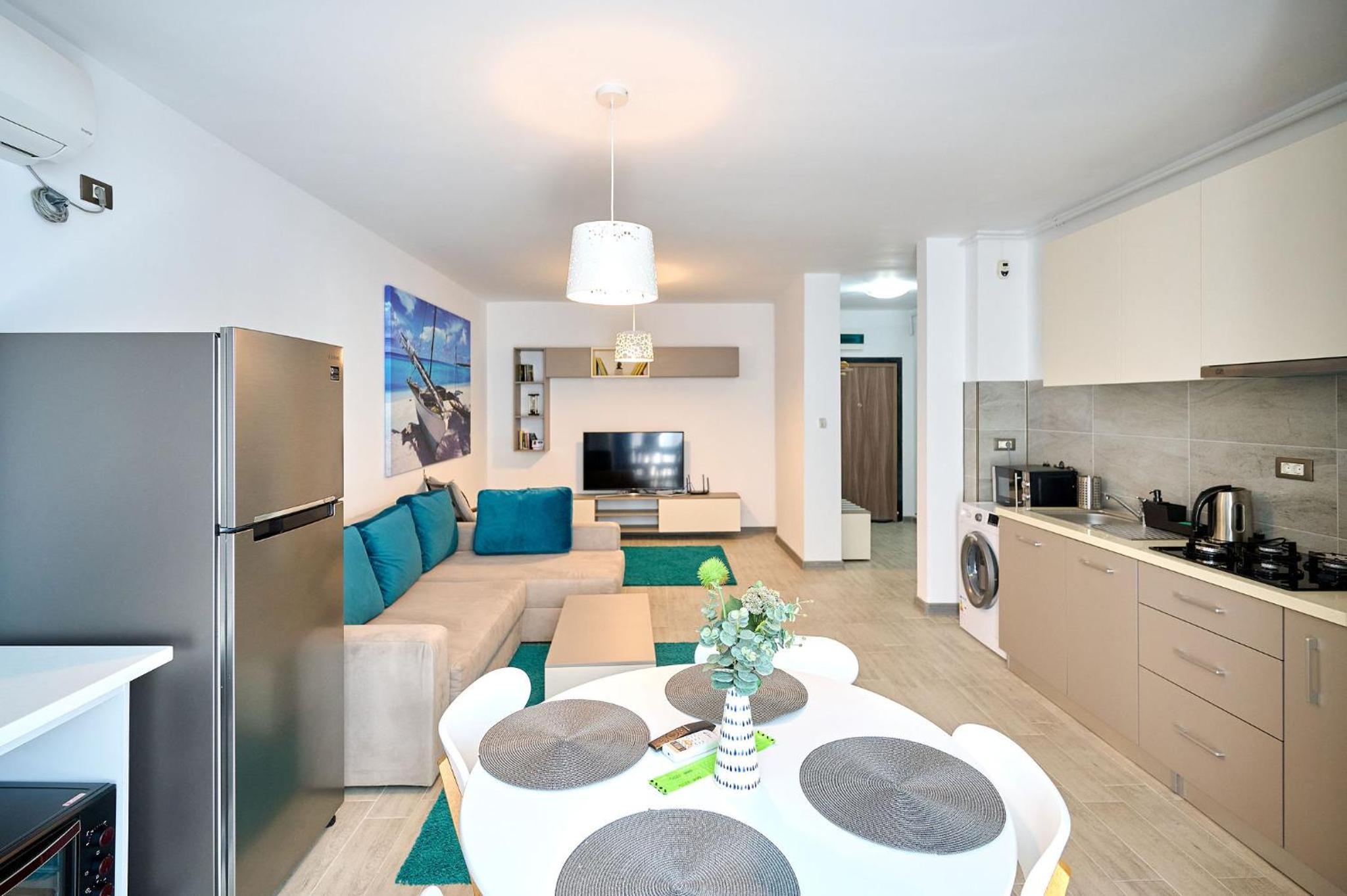 Azurre Apartment Spa and Pool Beach Resort