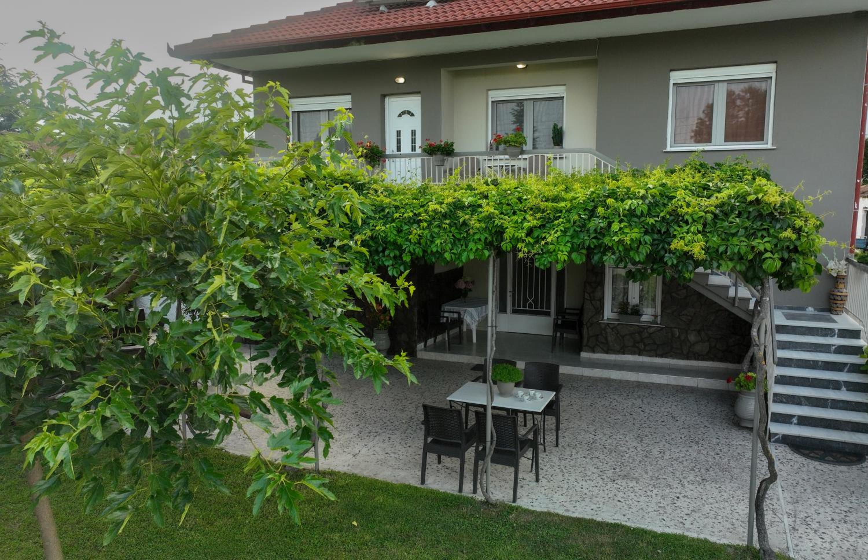Xrysa's House
