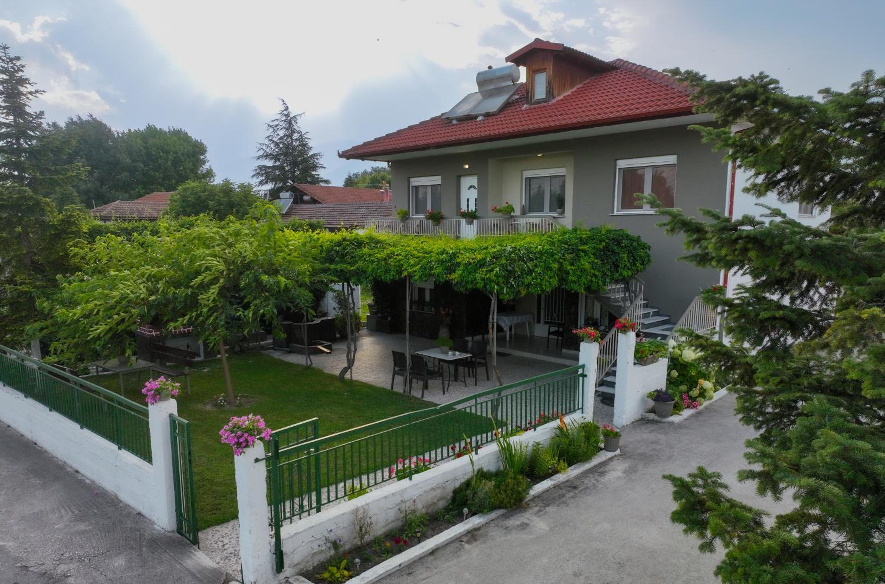 Xrysa's House