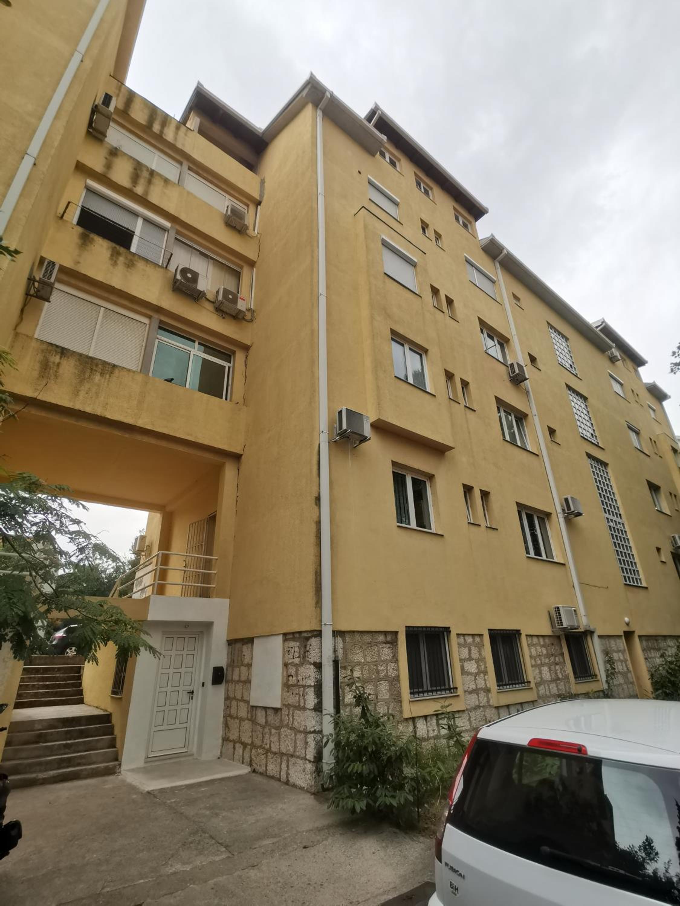 Ponte Paradiso Apartment