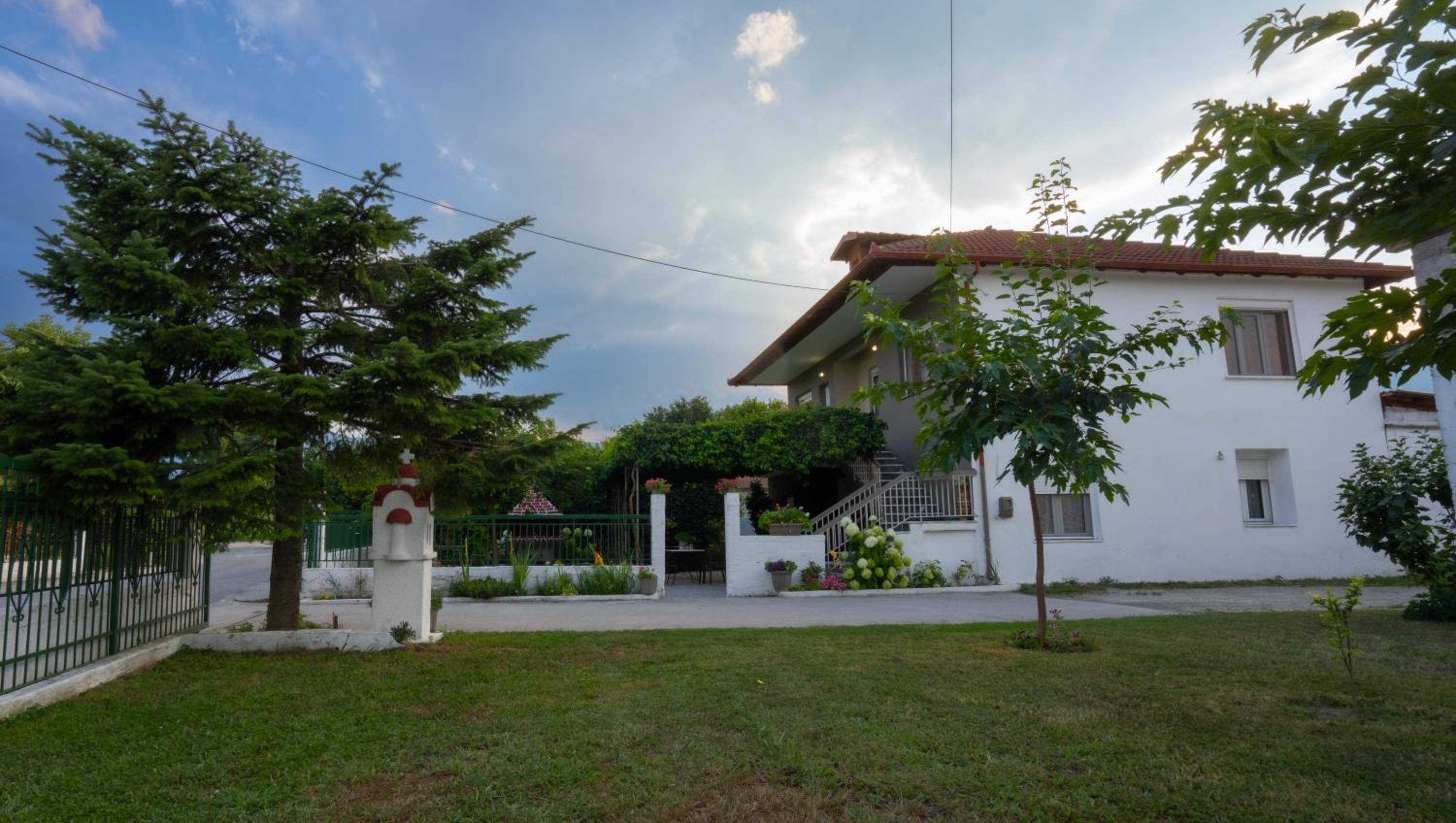 Xrysa's House