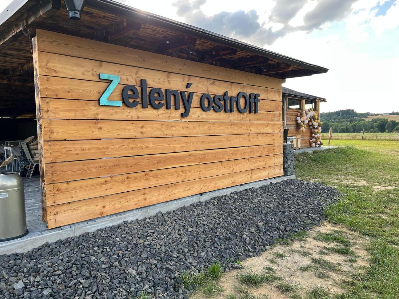 Zelený ostroff Treehouse