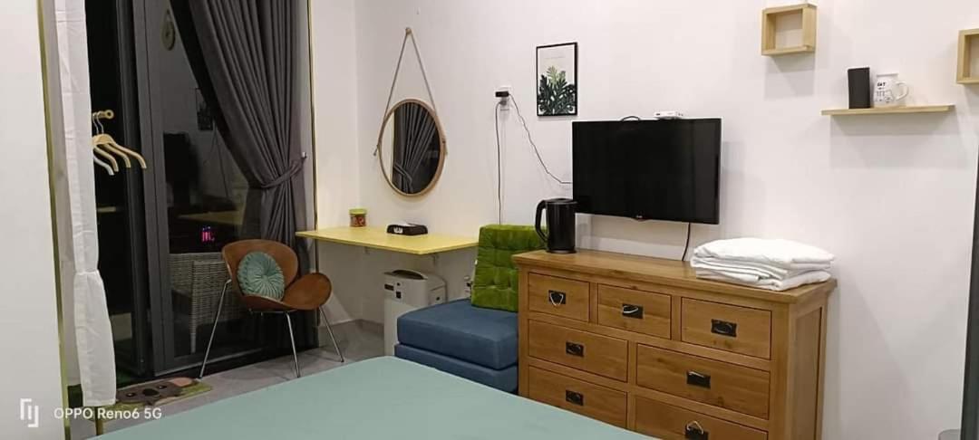 HOMESTAY -NHÀ MẸ KHANG