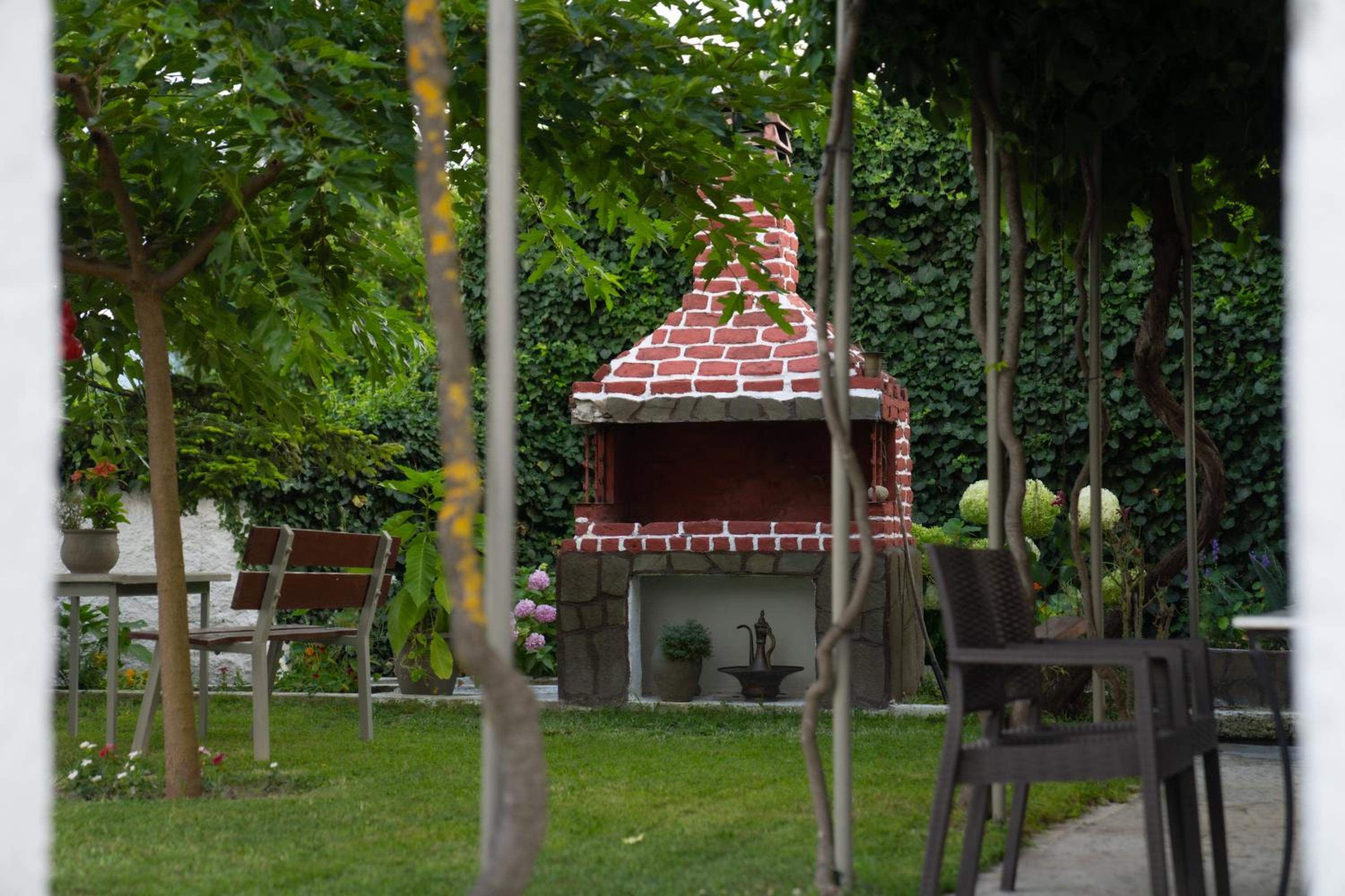 Xrysa's House