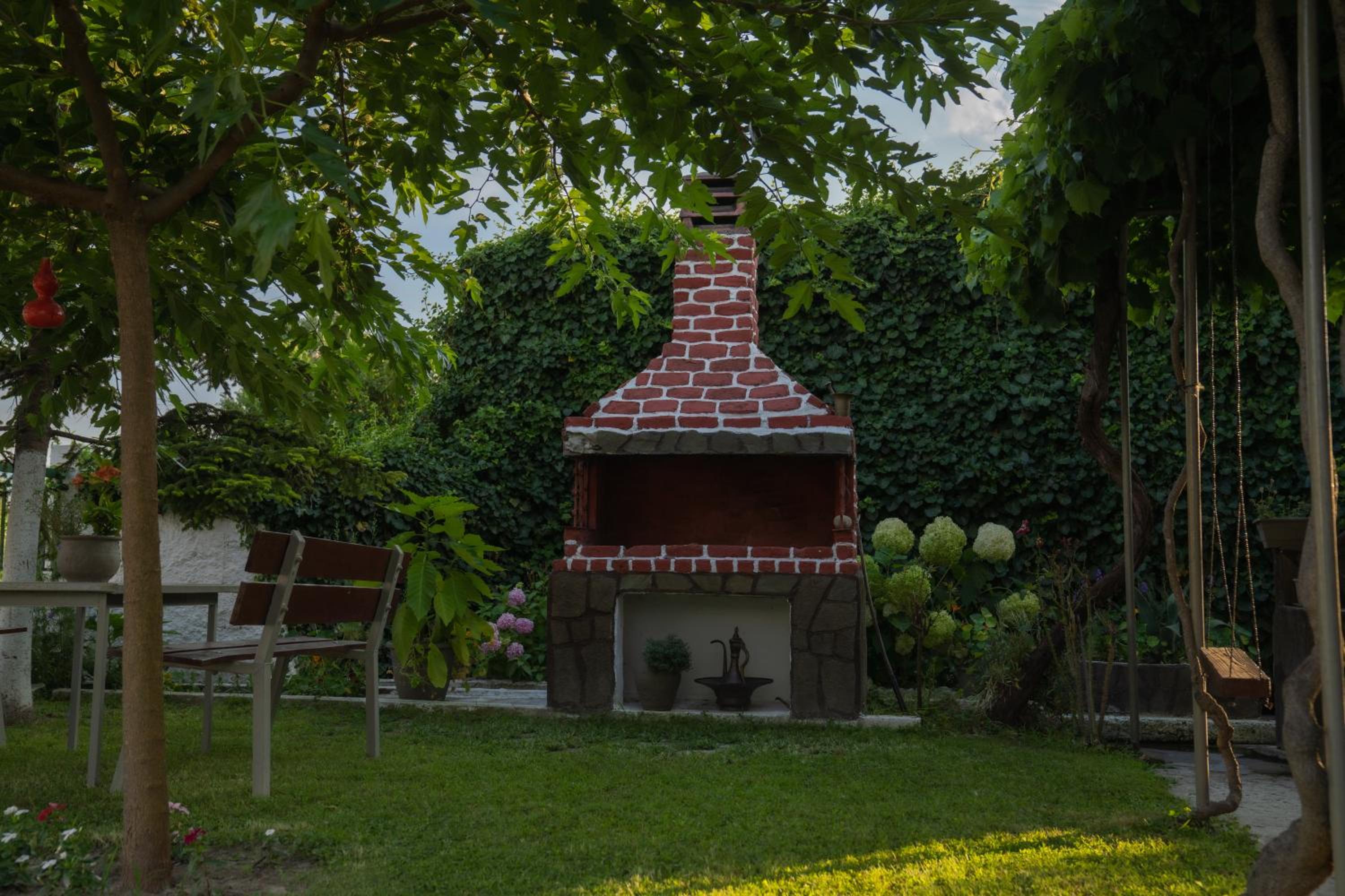 Xrysa's House