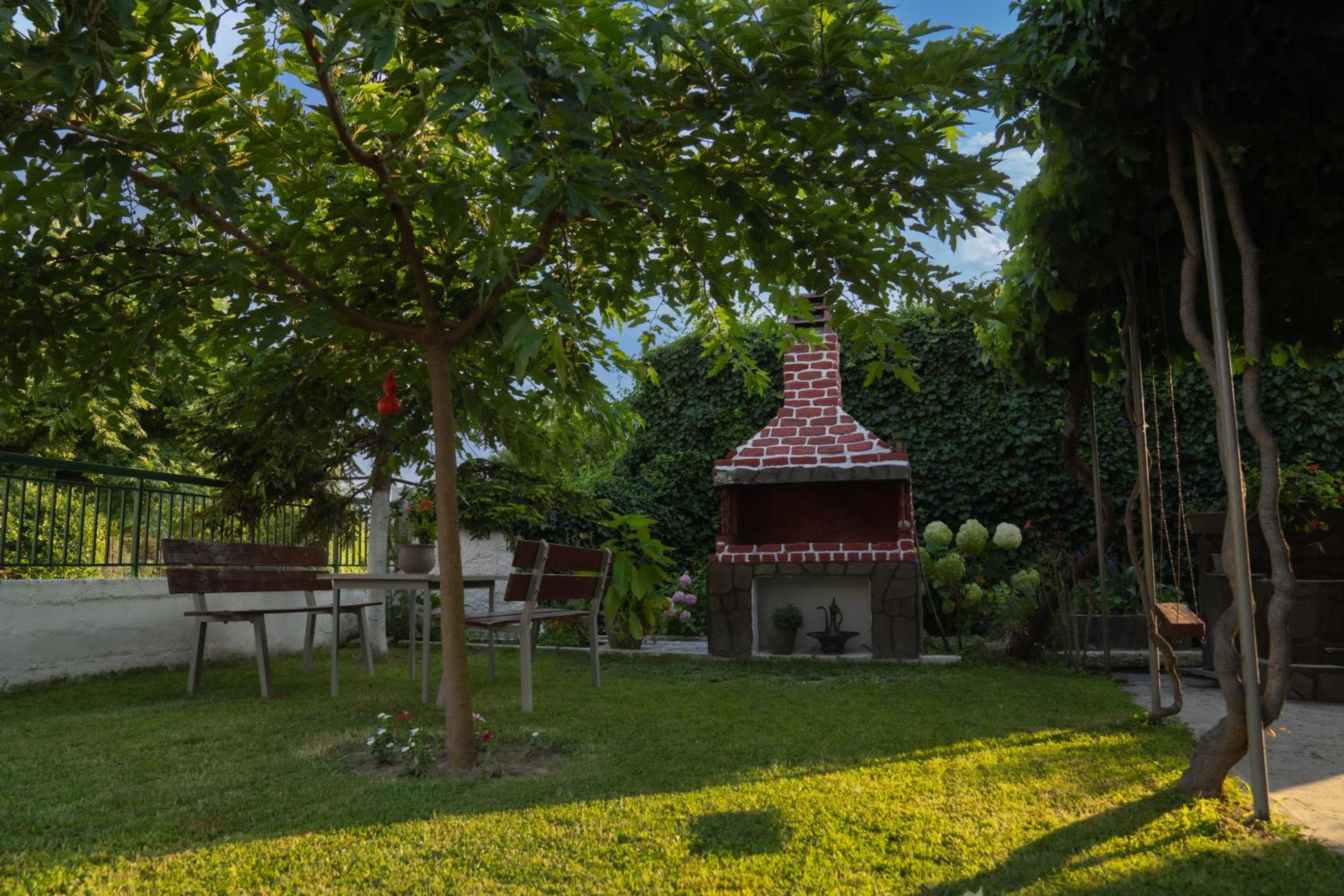 Xrysa's House