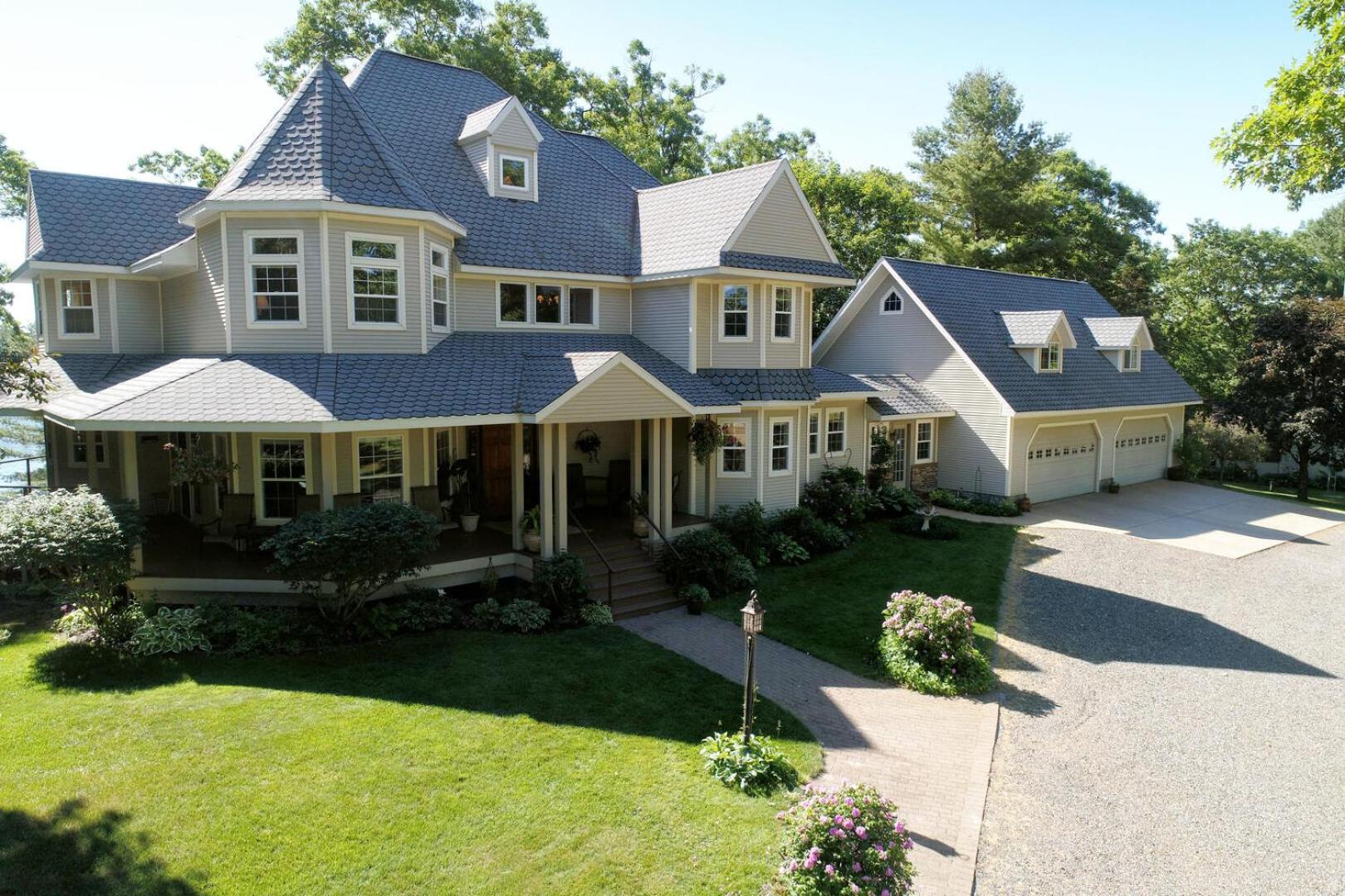 Golf Road Lake House view 4