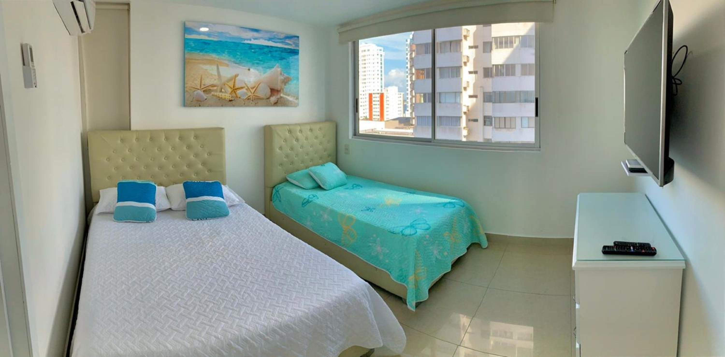 Apartment P1-6 Facing the sea with pool and Wifi