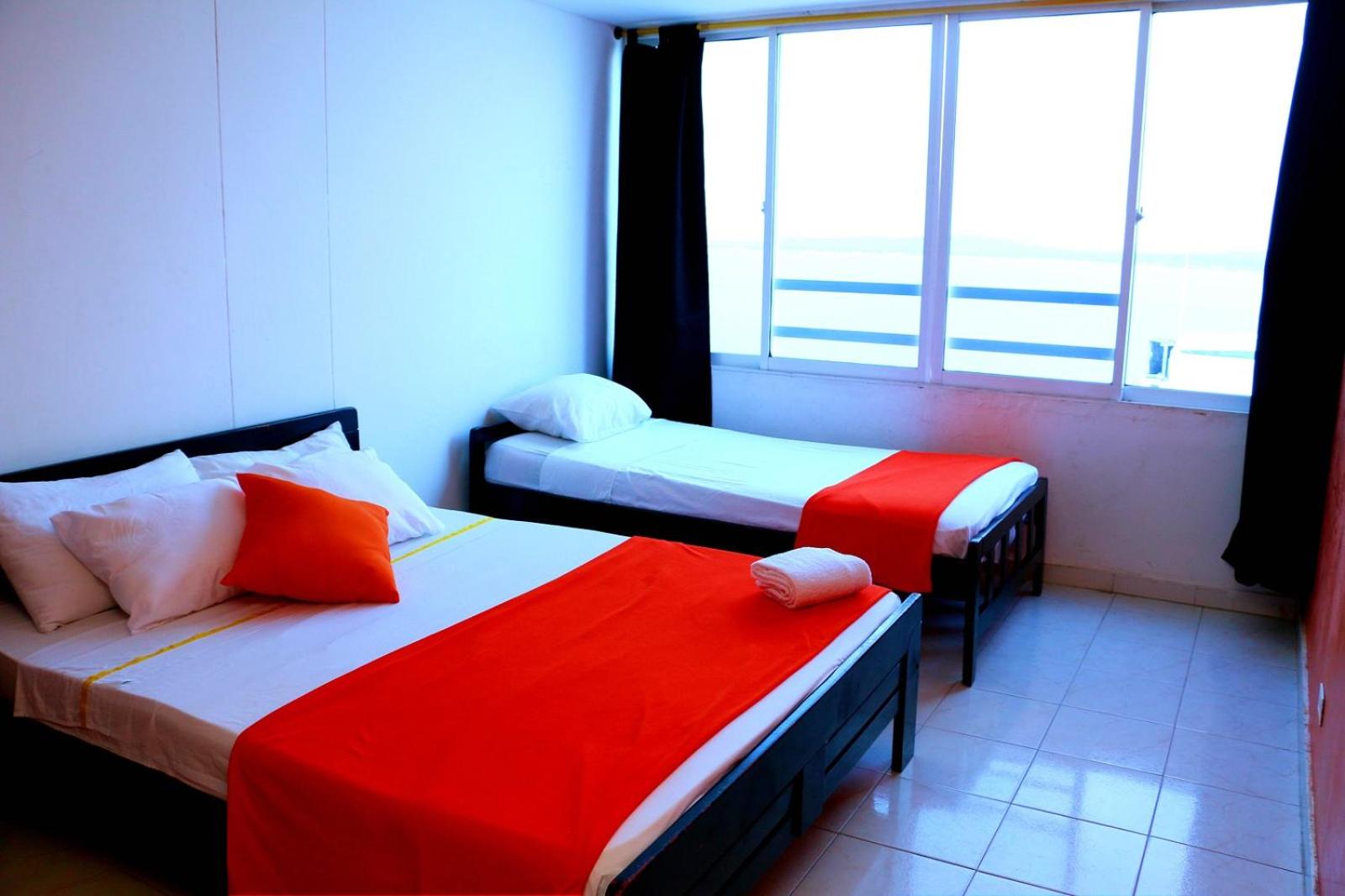 2 Bedroom Apartment 2C19 With Pool