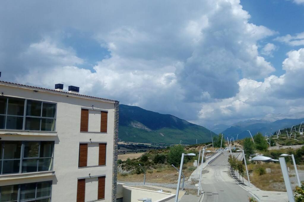 Amplio apartamento en Sabiñánigo - Las Margas Pirineo Aragones
