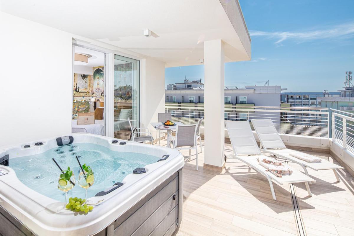Jacuzzi