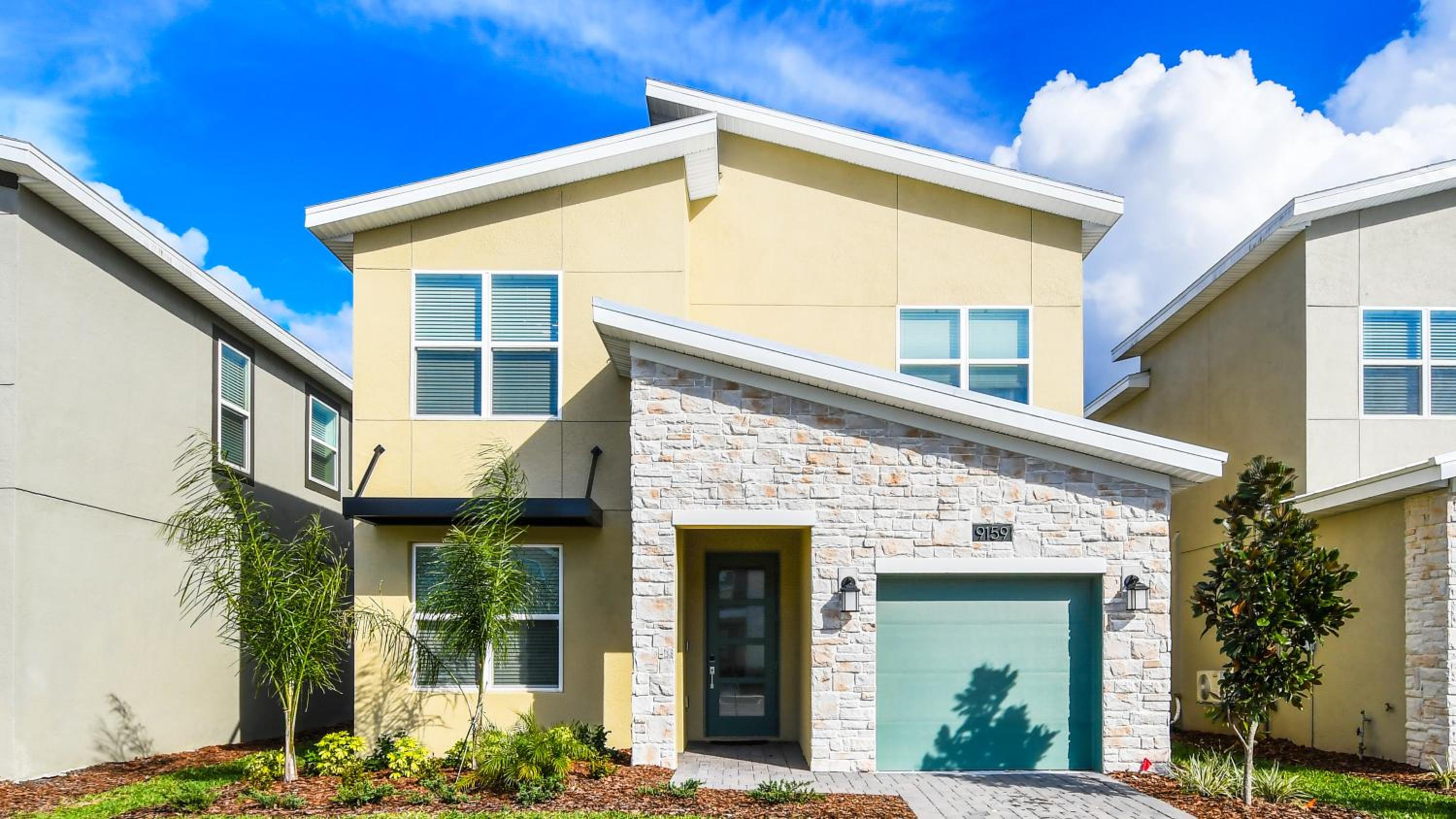 Bright House 9159