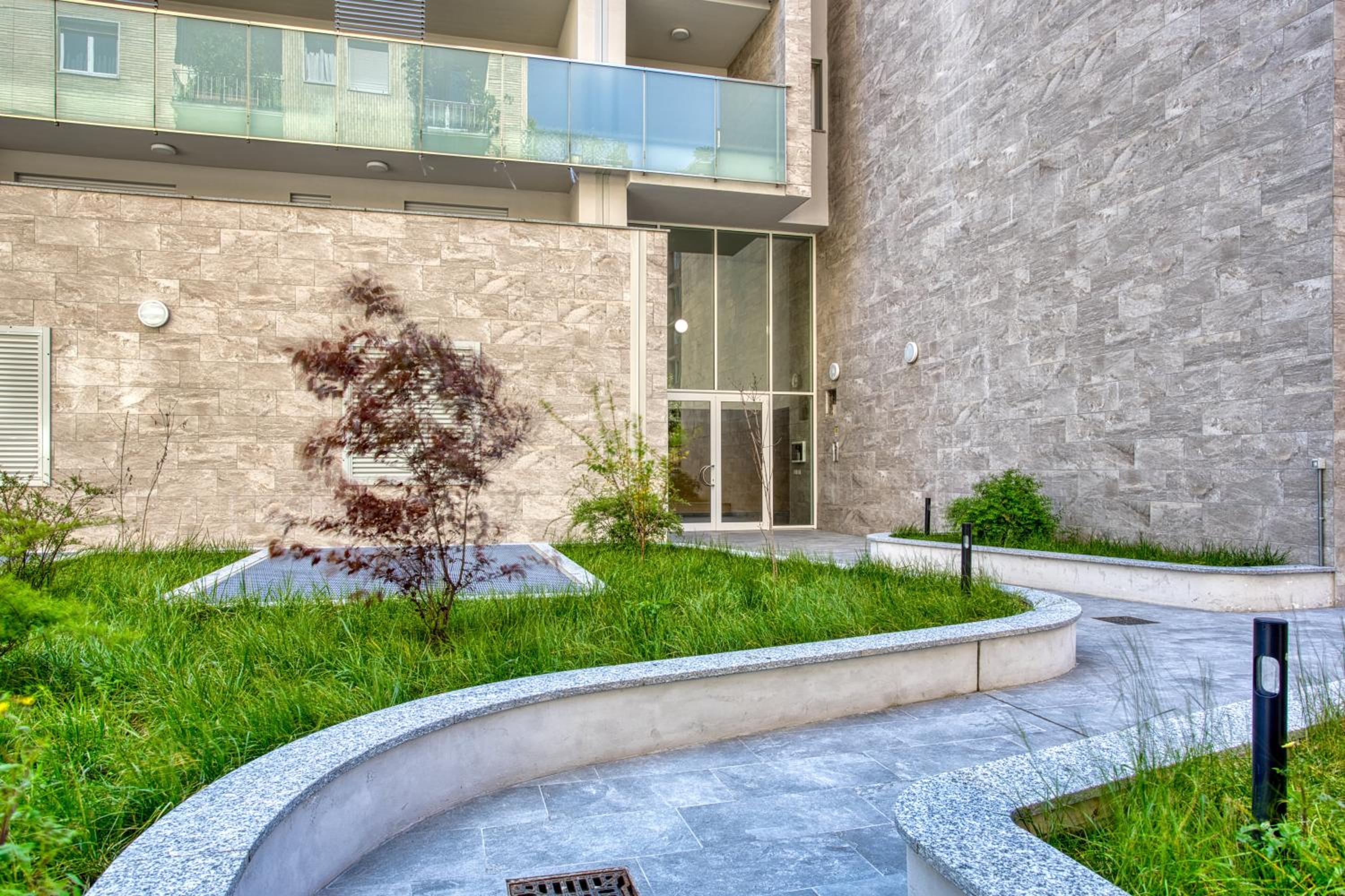 Just Urban Stays - Modern 1-BR Flat with 90 sqm Terrace - M4 Tolstoj