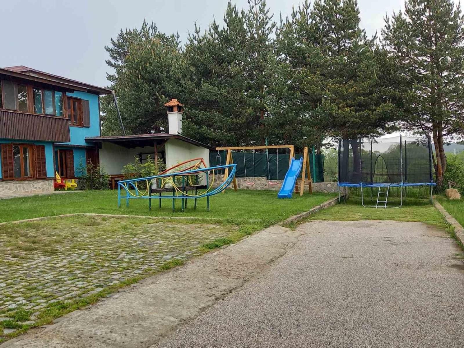 Вила Боби