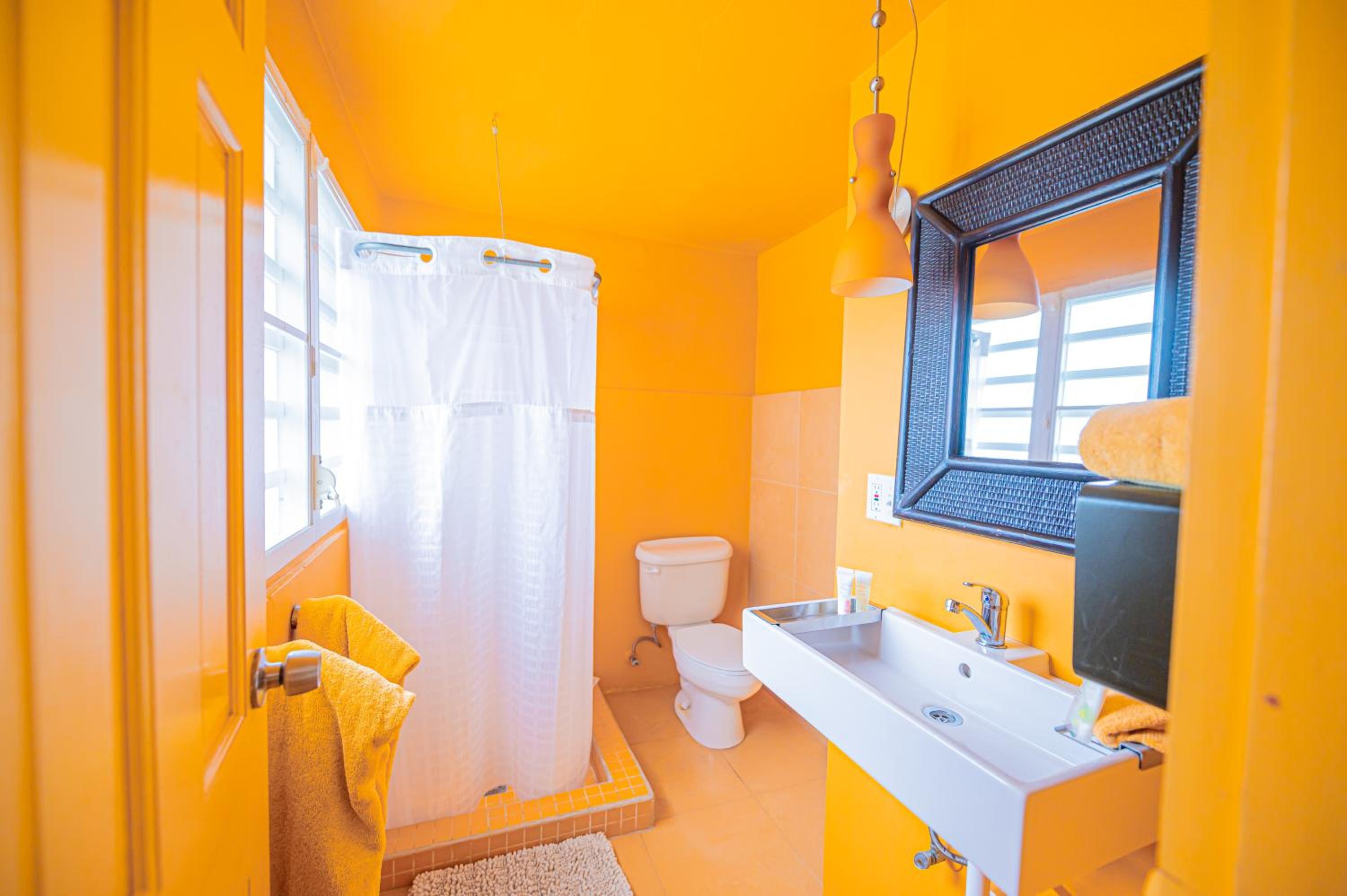 Casa de Amistad Guesthouse