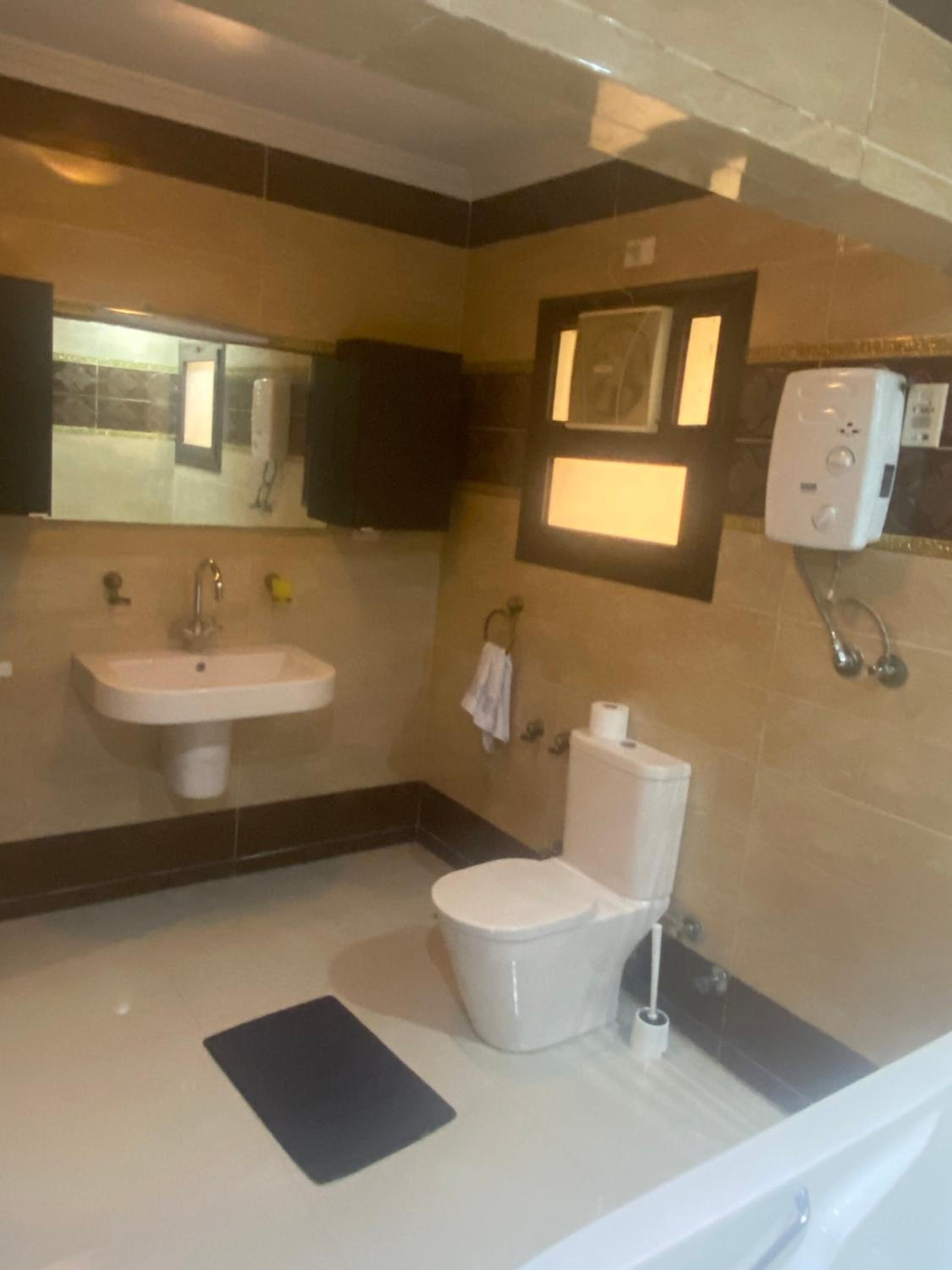 Fabulous 4 bedroom apartment in Rehab City, Cairo