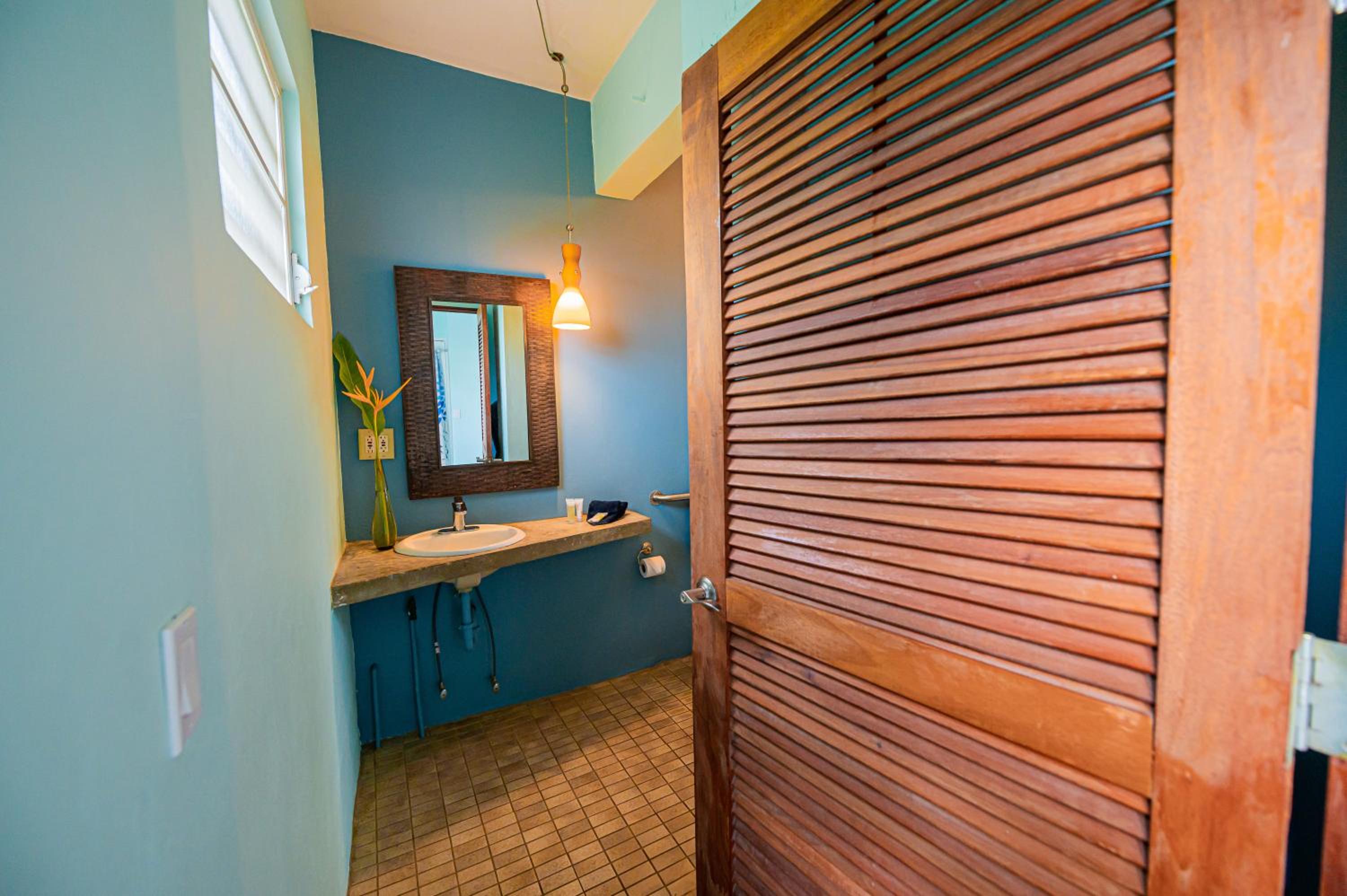 Casa de Amistad Guesthouse