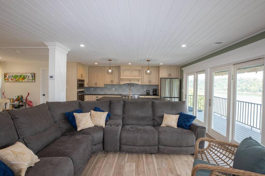 Paradise Key - Property Image 35