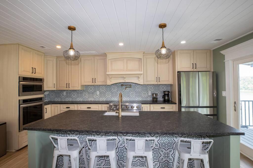 Paradise Key - Property Image 21