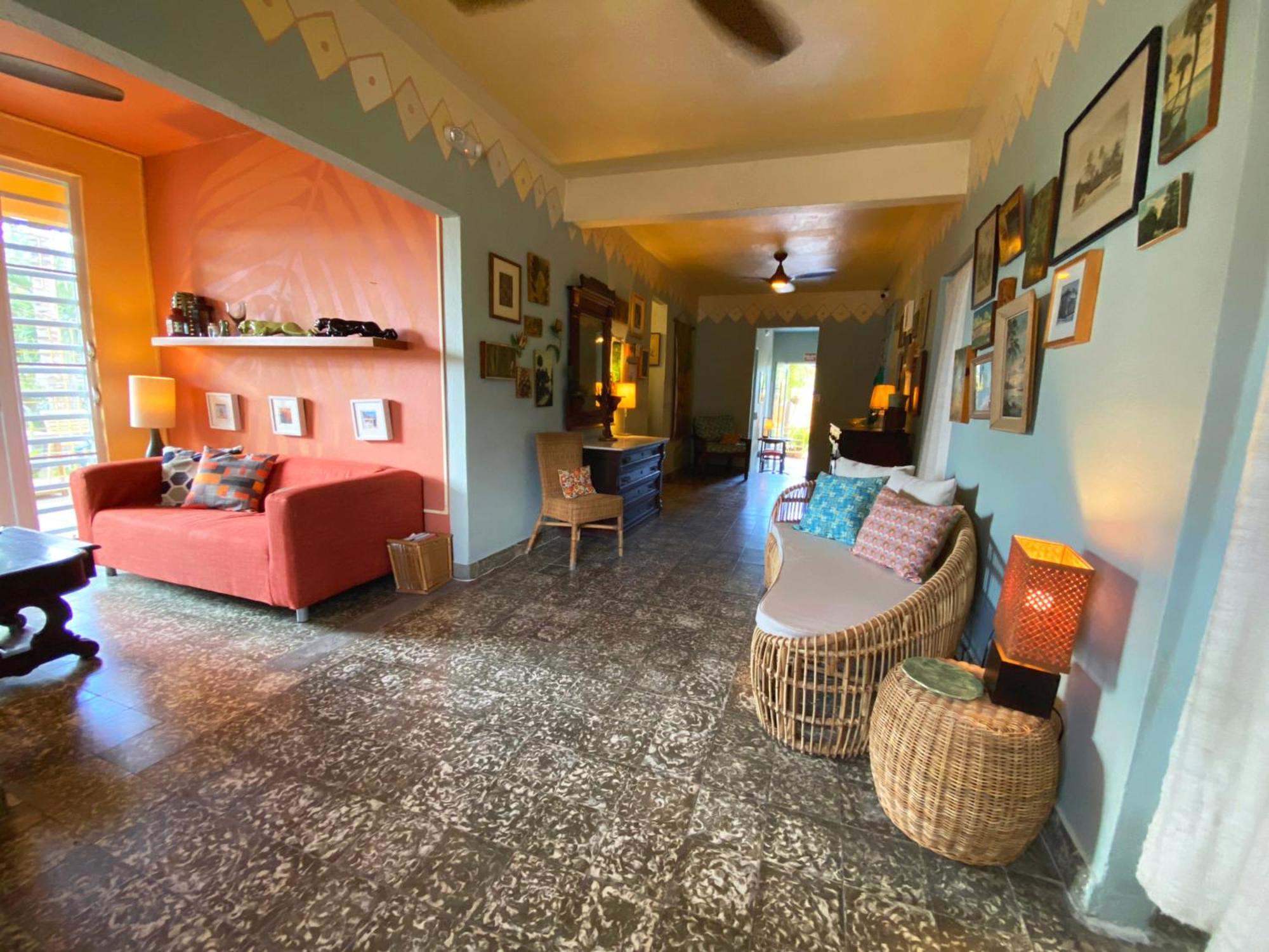 Casa de Amistad Guesthouse