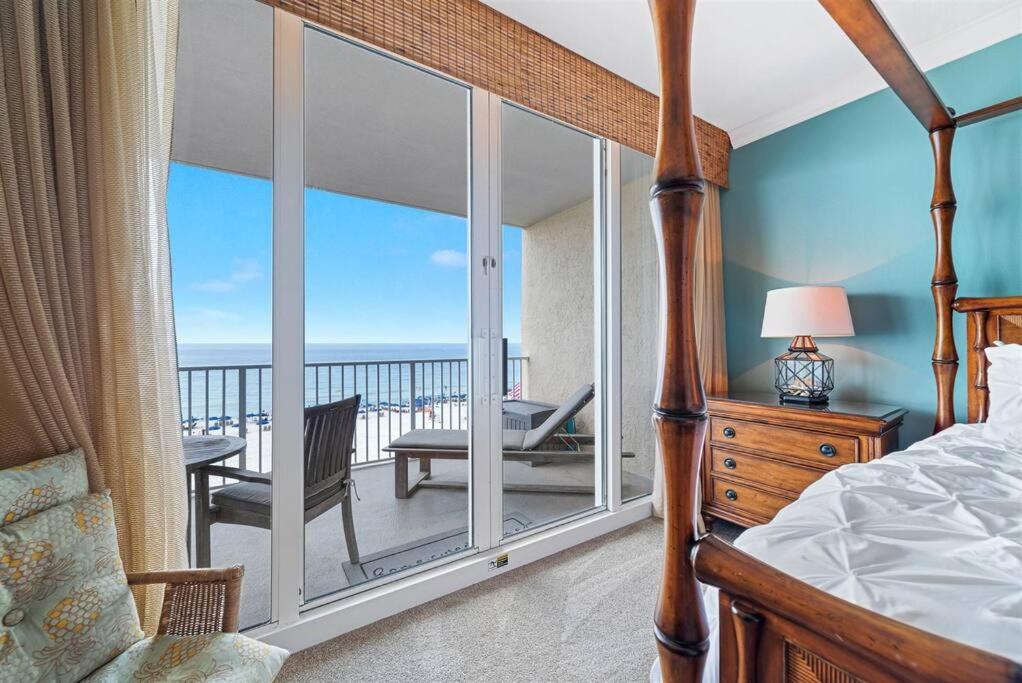 San Carlos 501-High-End Luxury-Beachfront-2 Free Beach Chairs wUmbrella
