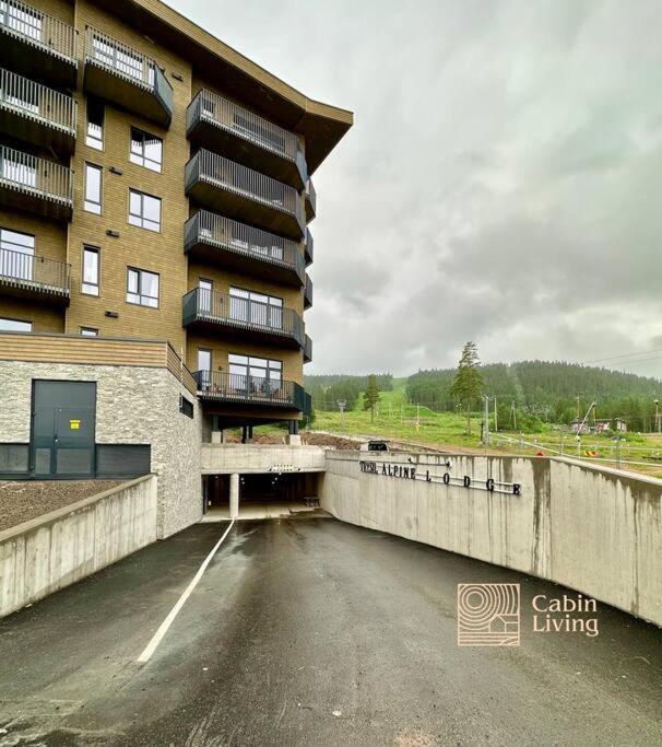 New high standard apartment in Trysil with ski in out view 3