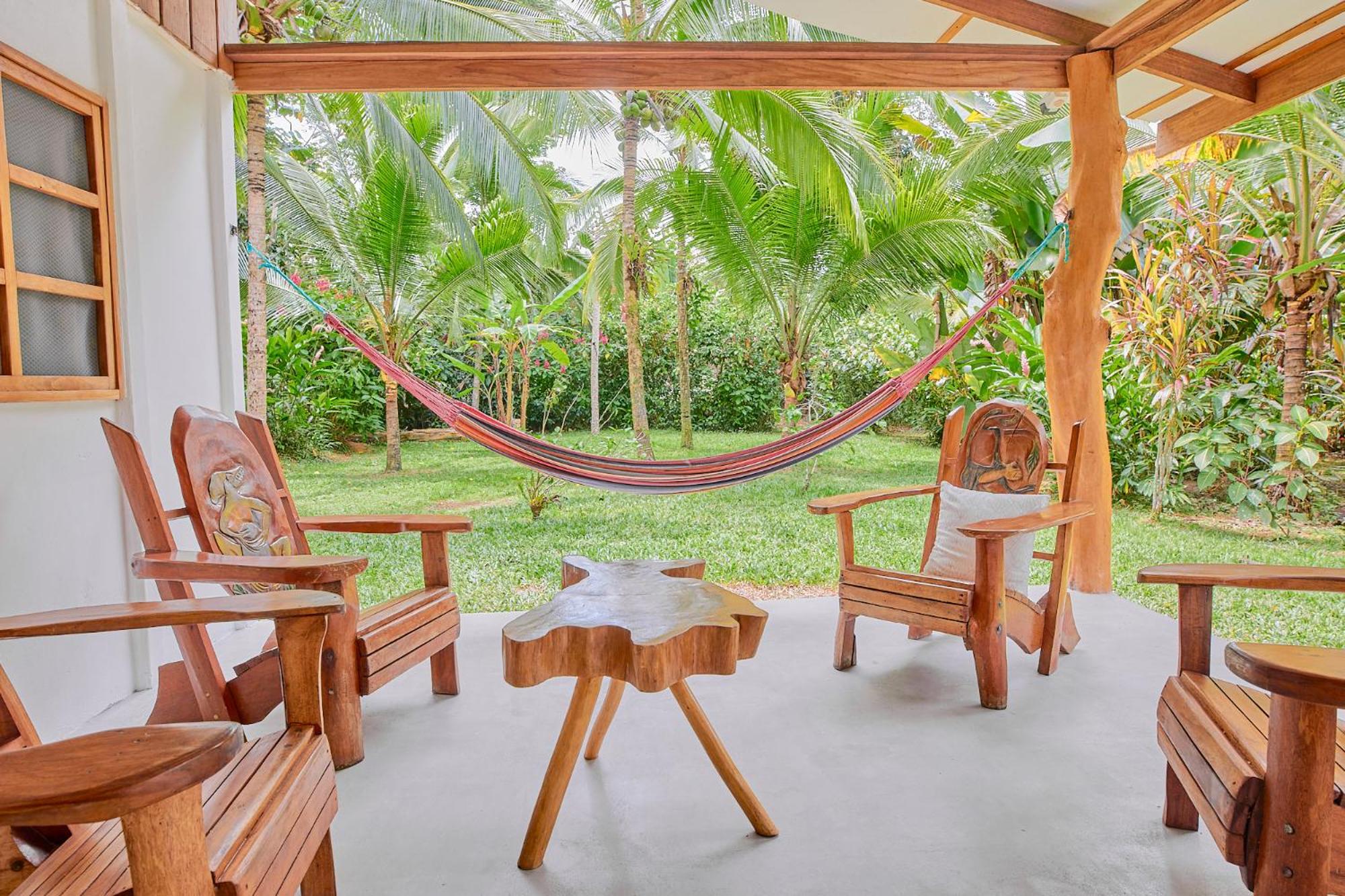 La Rana De Cahuita