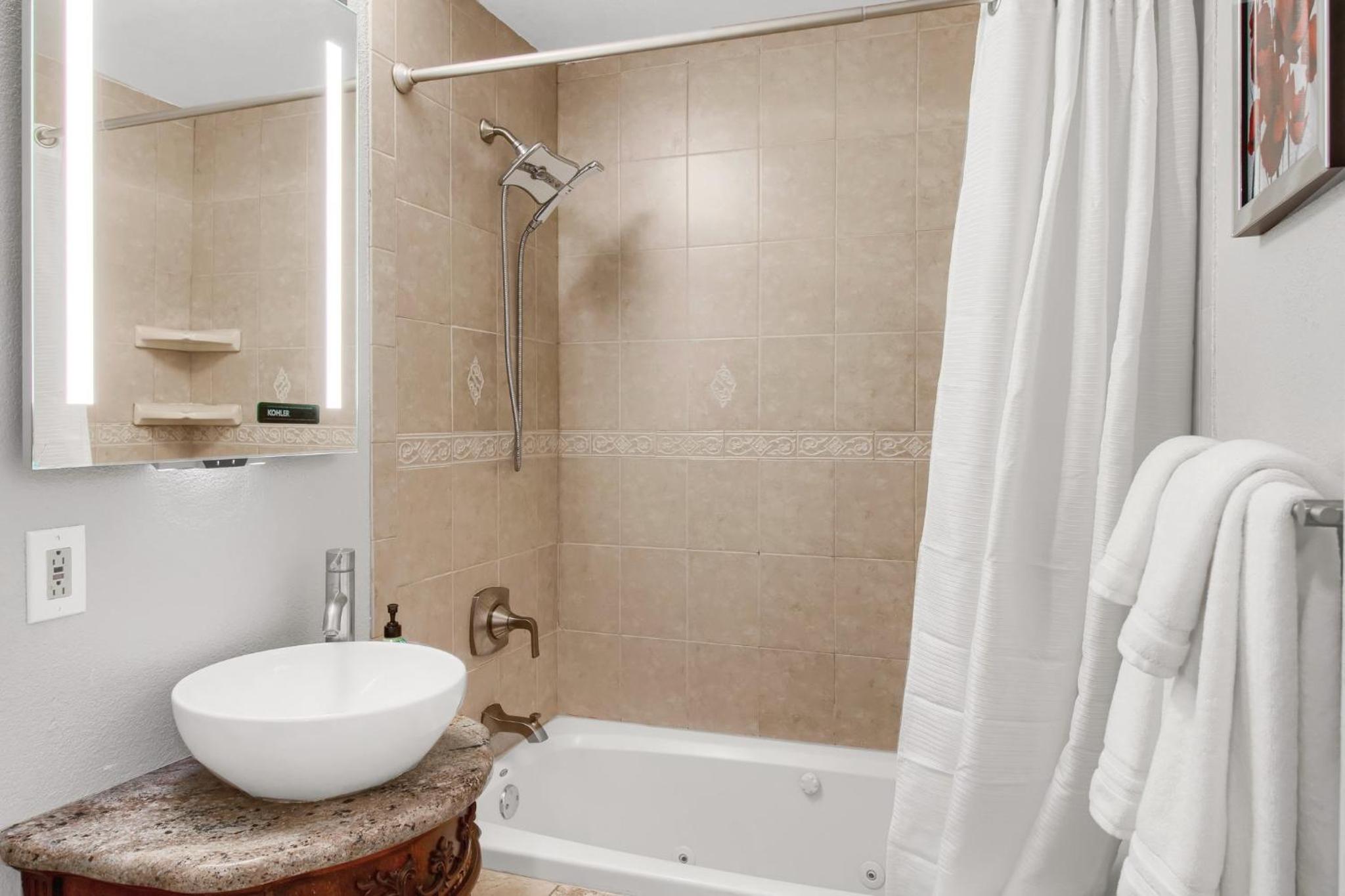 Denver Vacations - The Gem of Lakewood! - Property Image 4